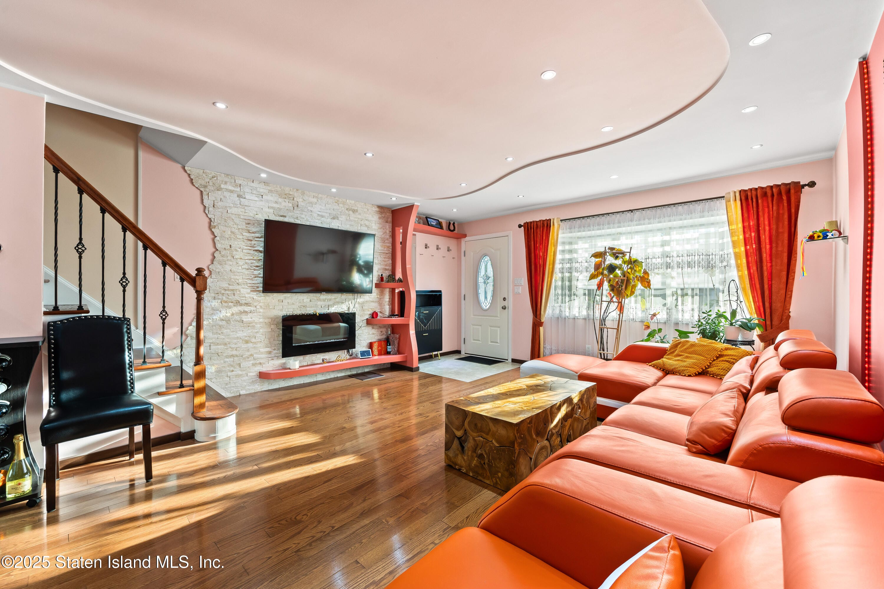 445 Beach Road Image 4