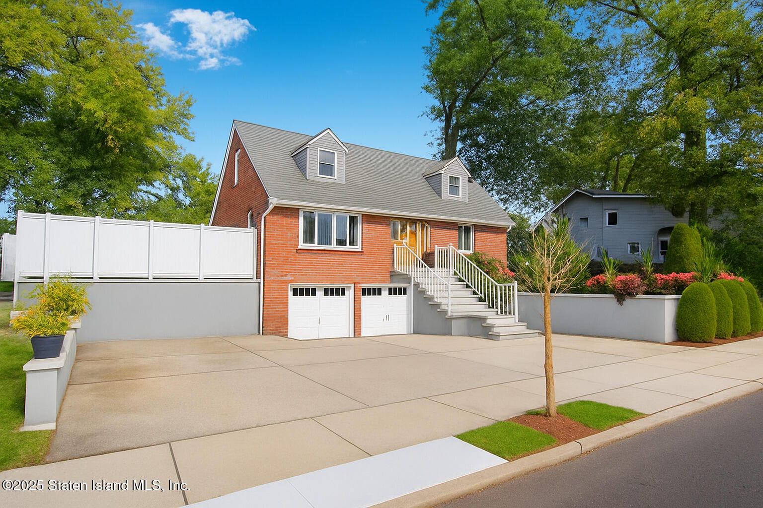 163 Bennett Avenue Image 2