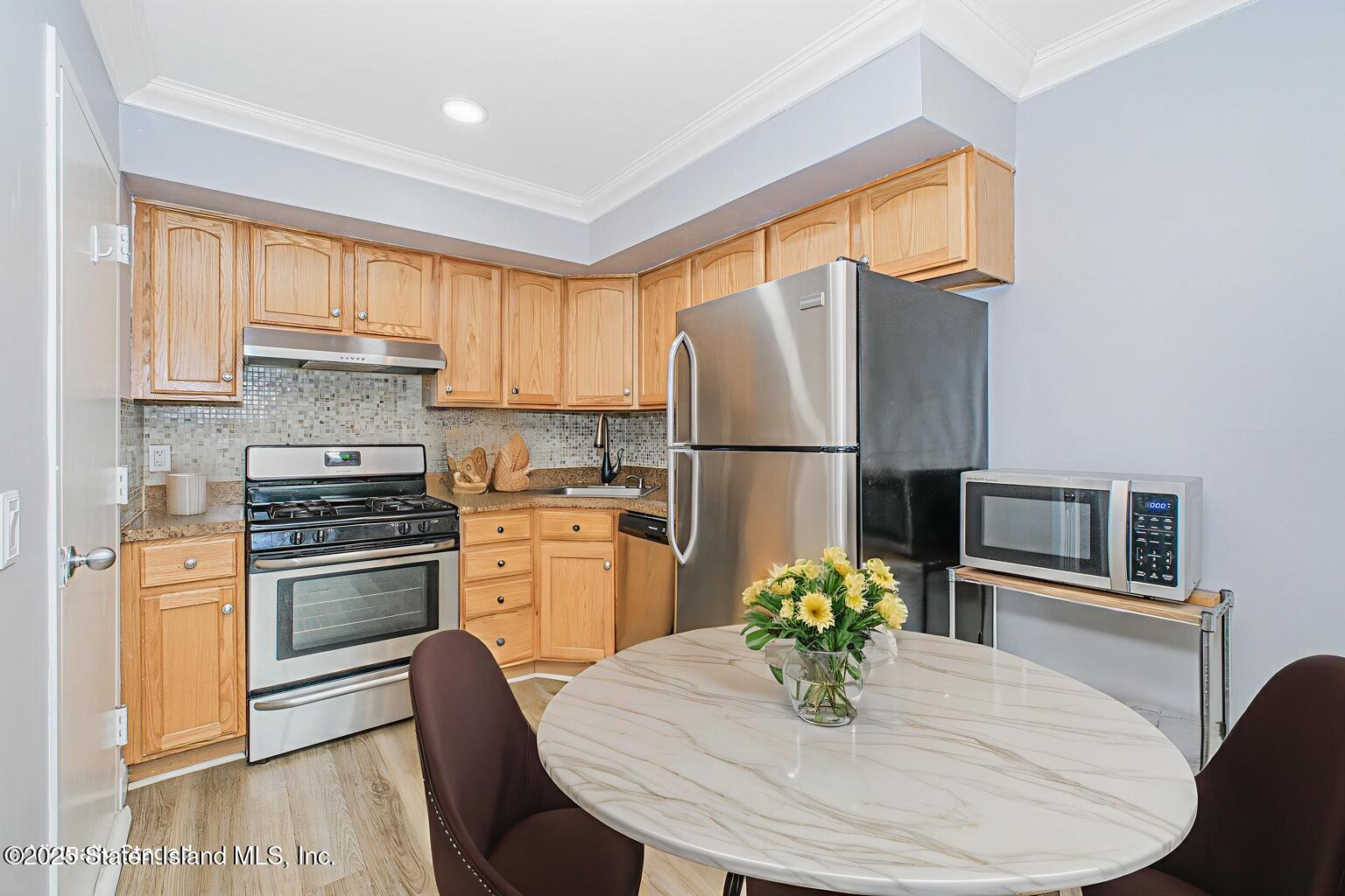 60 Lamped Loop, Staten Island, NY, 10314 image 6