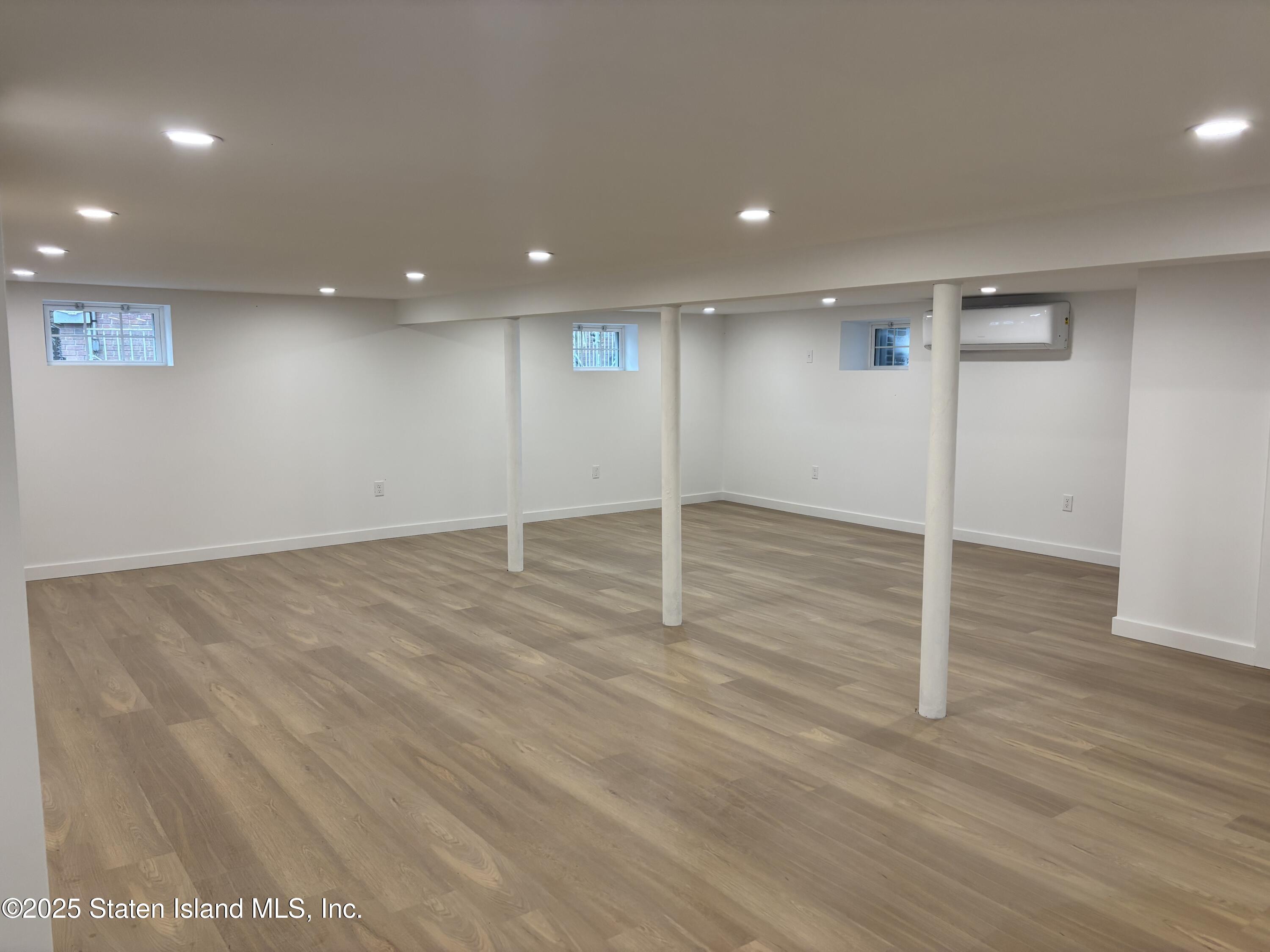 677 Bement Avenue, Staten Island, NY, 10310 image 26