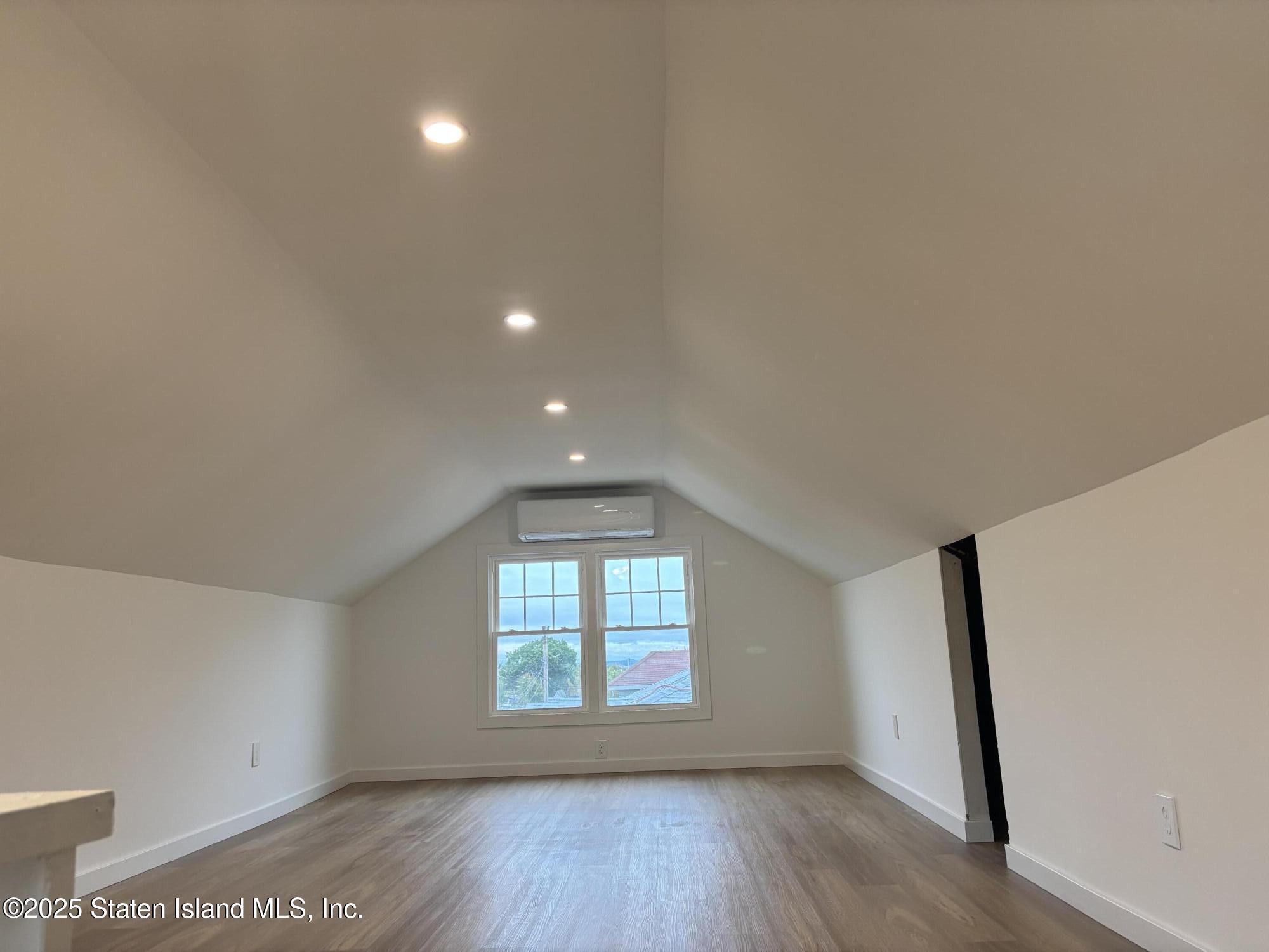 677 Bement Avenue, Staten Island, NY, 10310 image 24