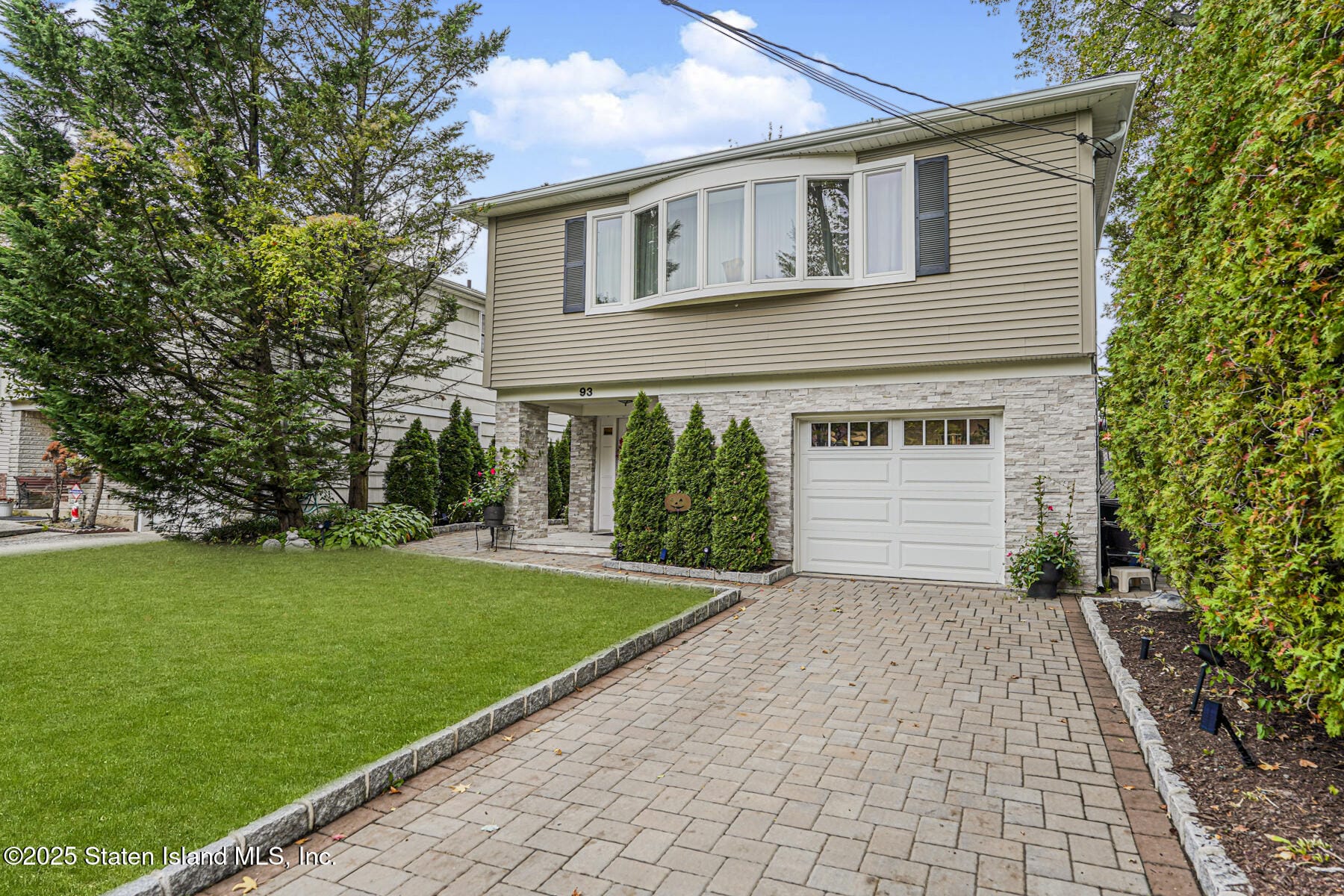 93 Wheeling Avenue Image 2