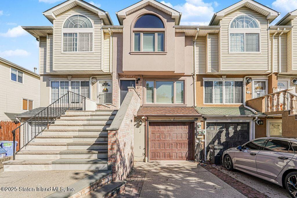 37 Ludwig Lane Image 1