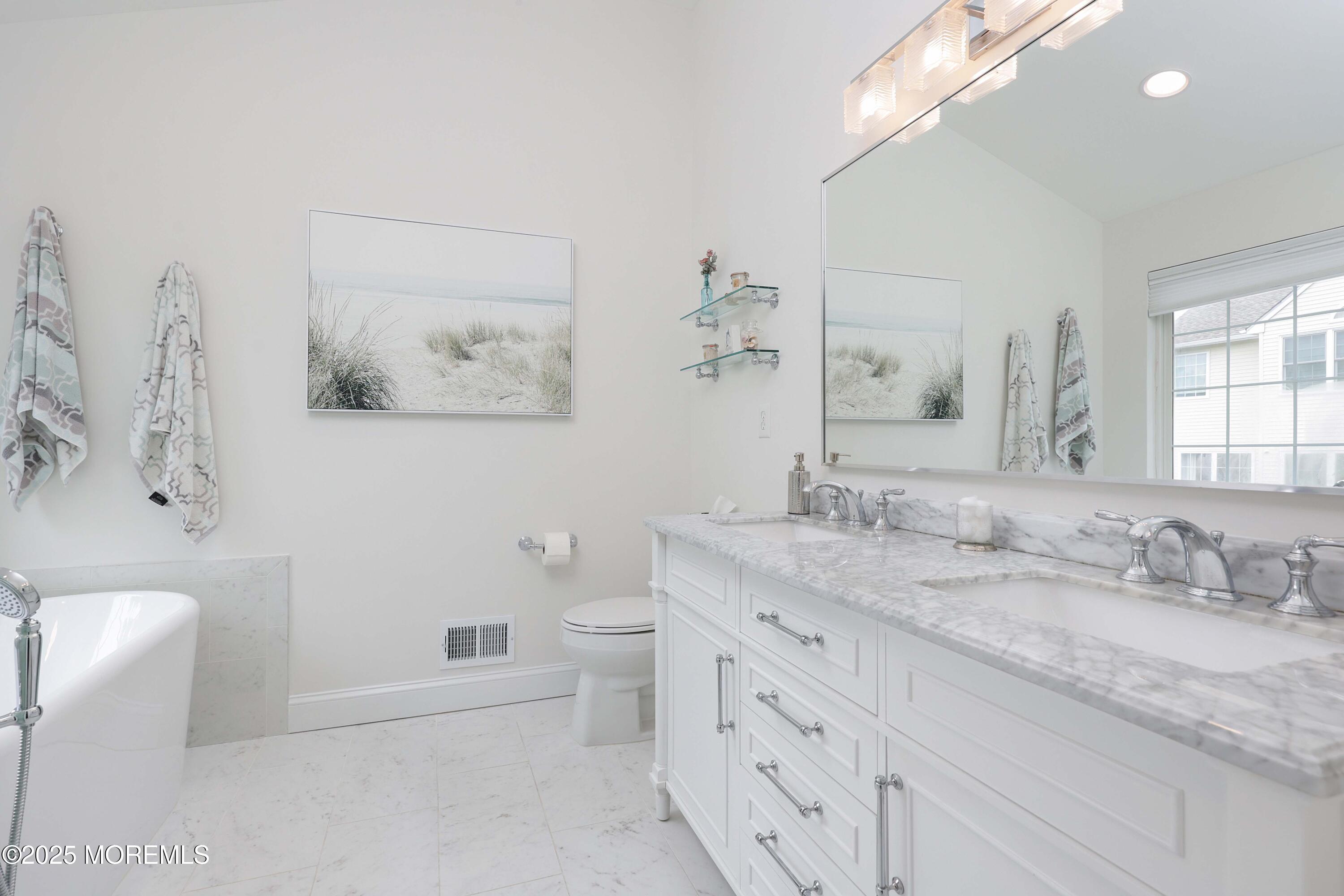 16 Kensington Pass, Colts Neck, NJ, 07722 image 25