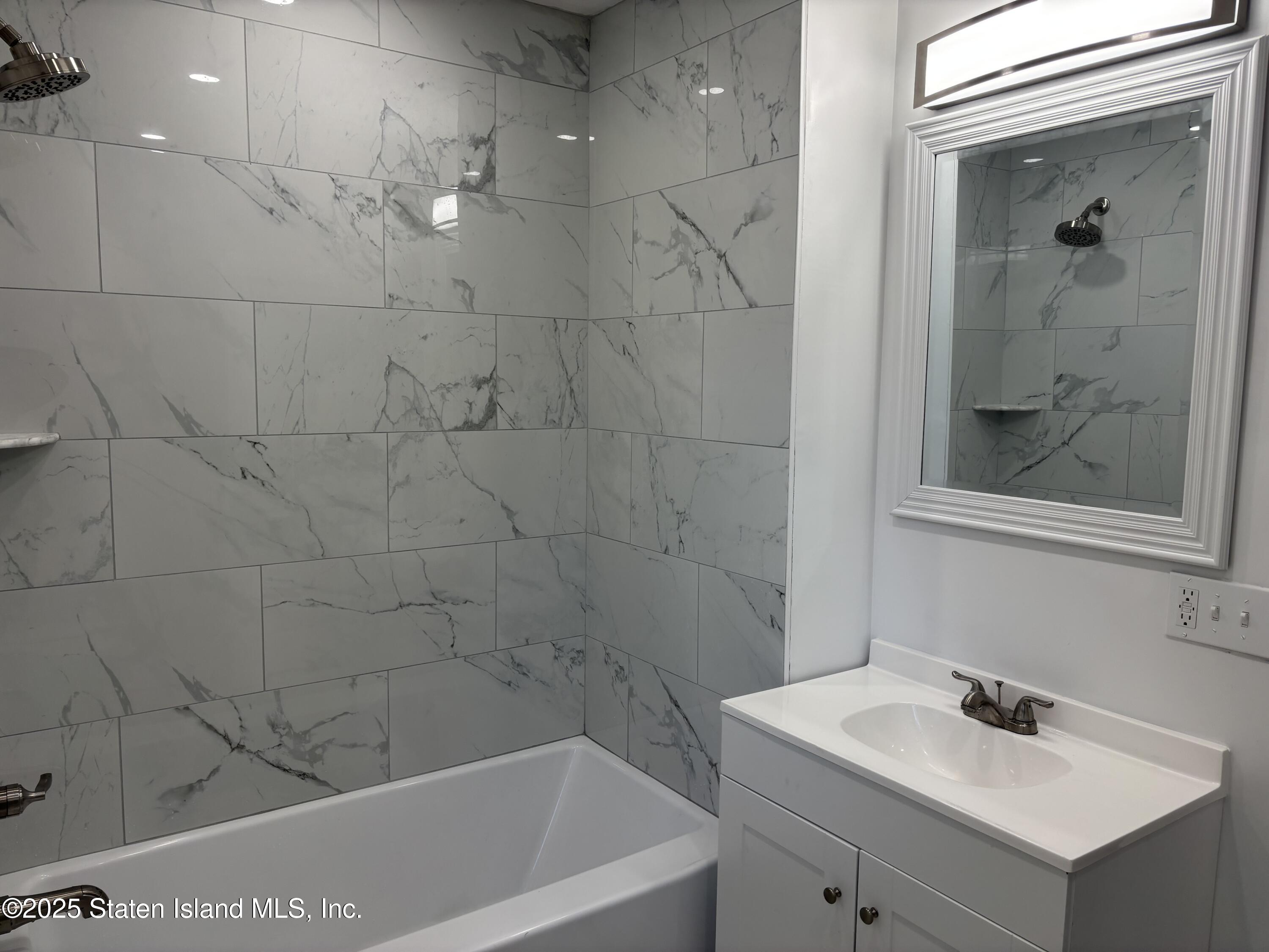 677 Bement Avenue, Staten Island, NY, 10310 image 21