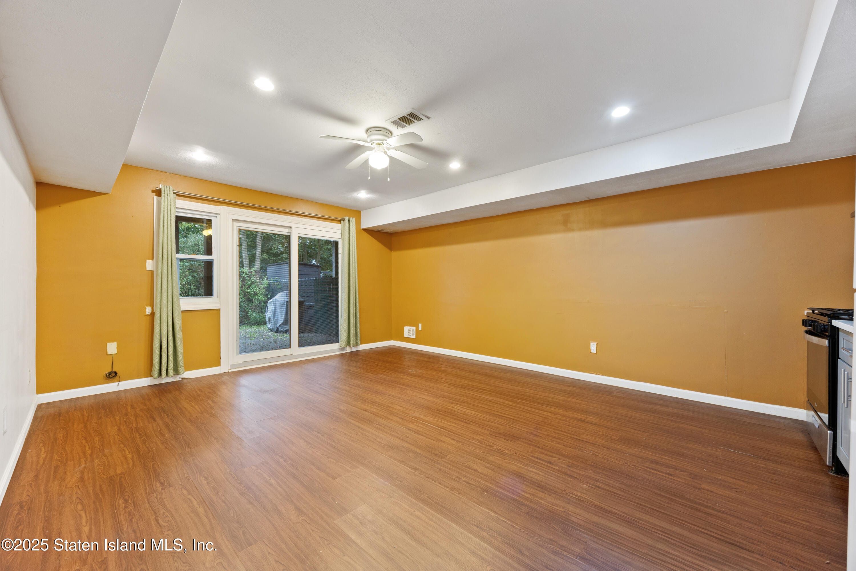 92 Pelican Circle, Staten Island, NY, 10306 image 25