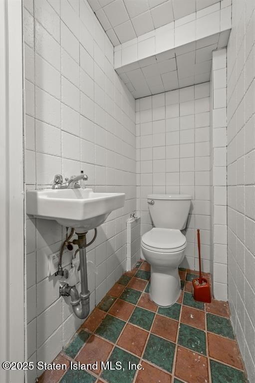 669 W Fingerboard Road, Staten Island, NY, 10305 image 11