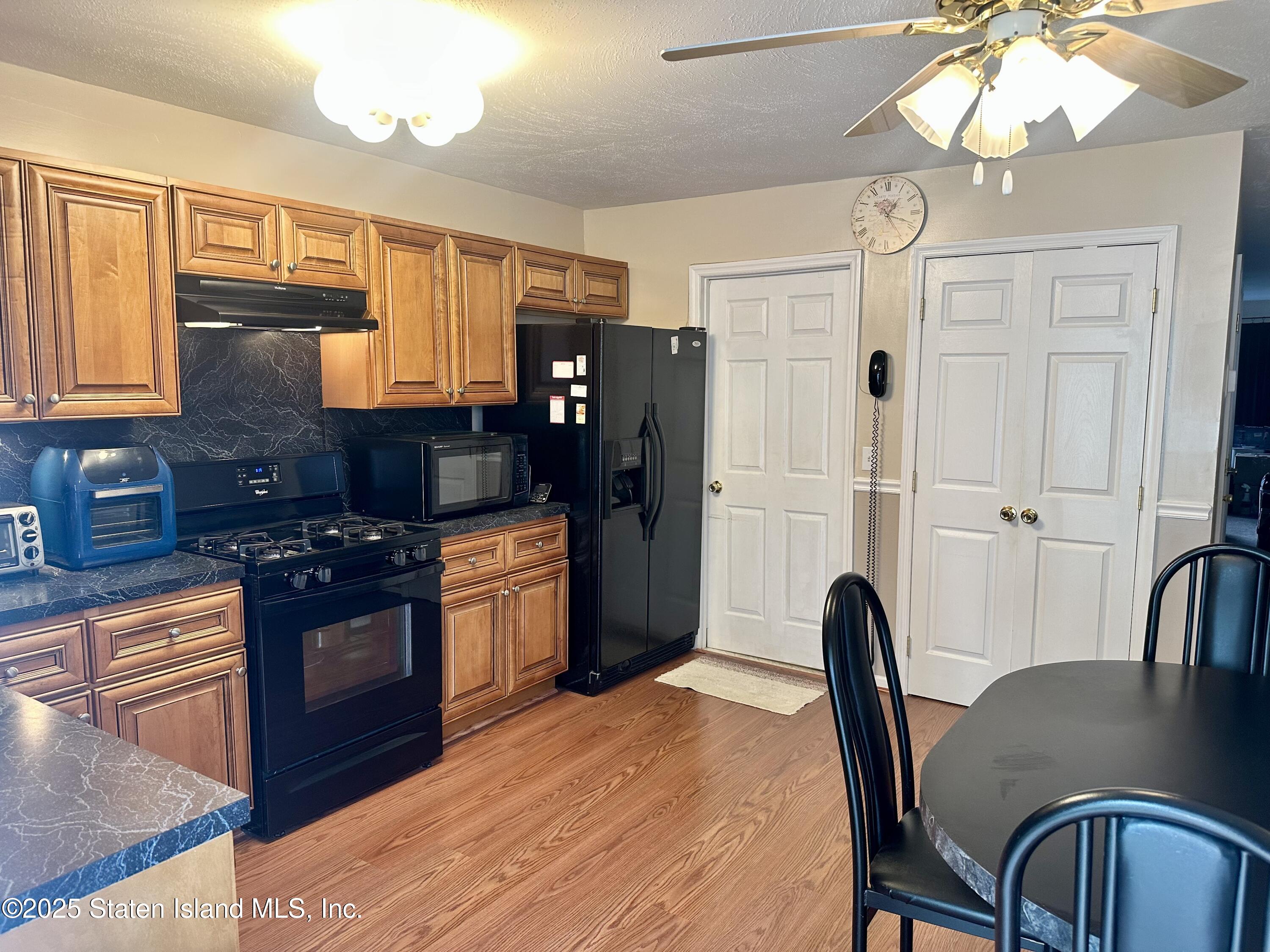 30 Ithaca Street, Staten Island, NY, 10306 image 12