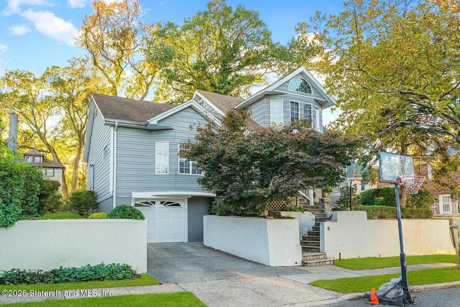 114 Holly Avenue Image 1