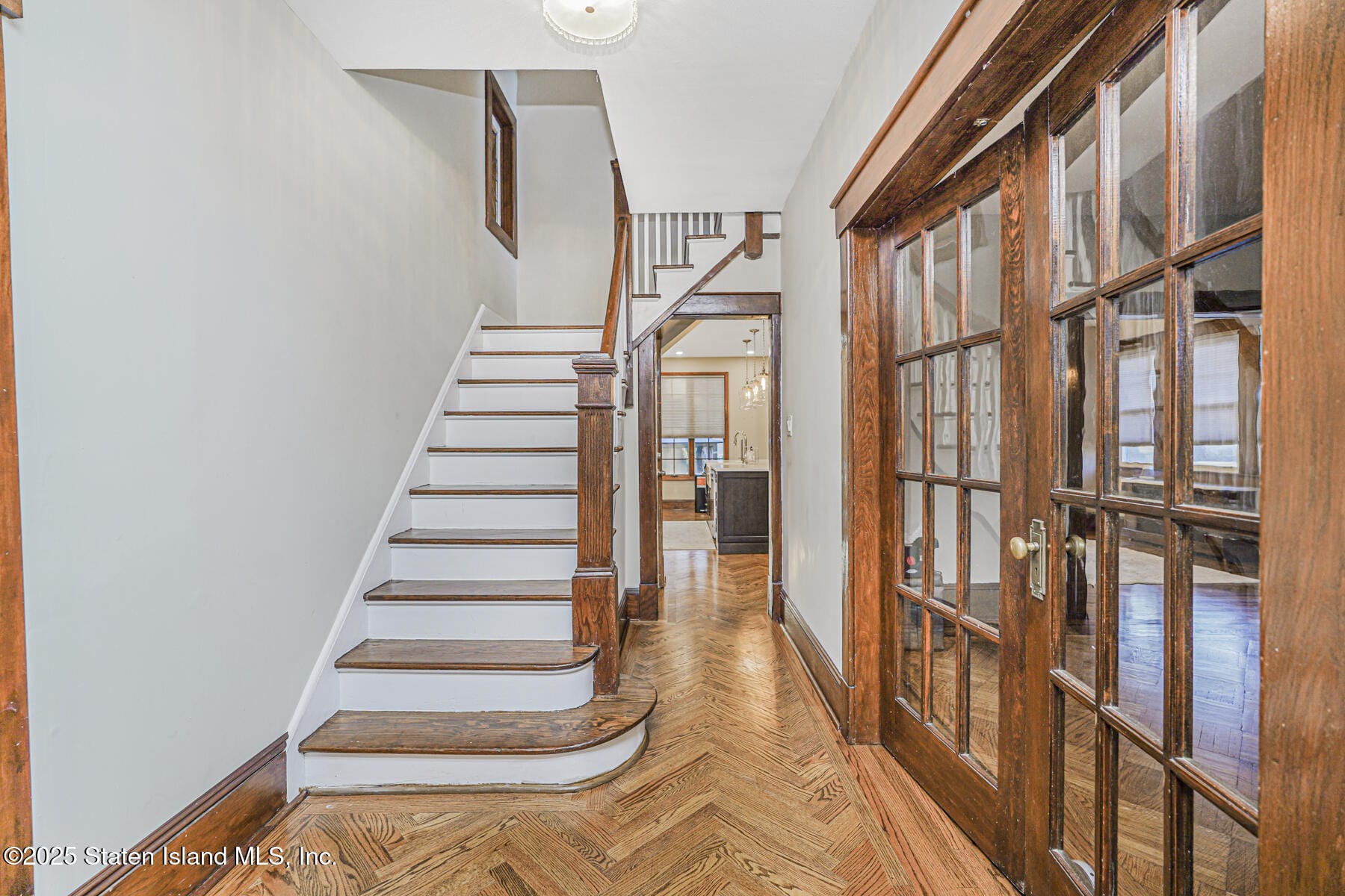 114 Holly Avenue Image 4