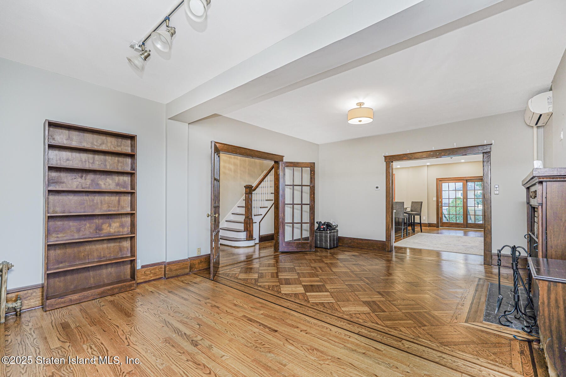 114 Holly Avenue Image 5