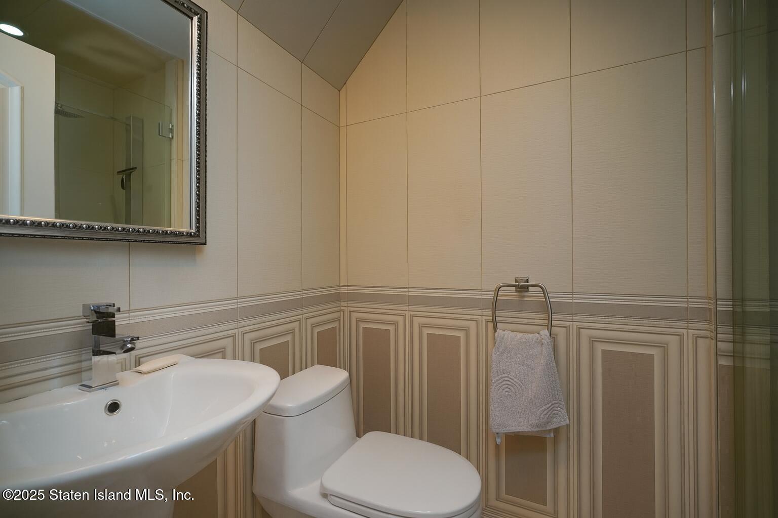 568 Dongan Hills Avenue, Staten Island, NY, 10305 image 6