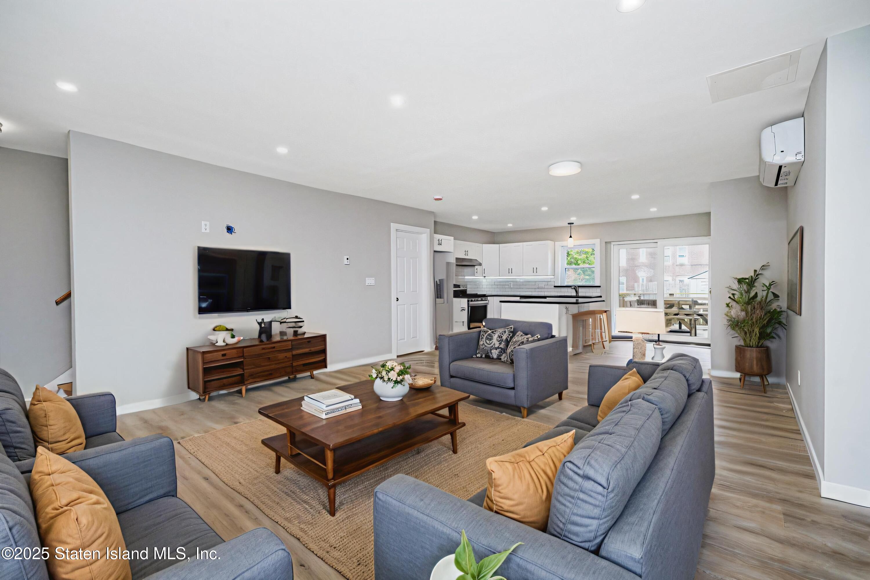 245 Franklin Avenue, Staten Island, NY, 10301 image 6