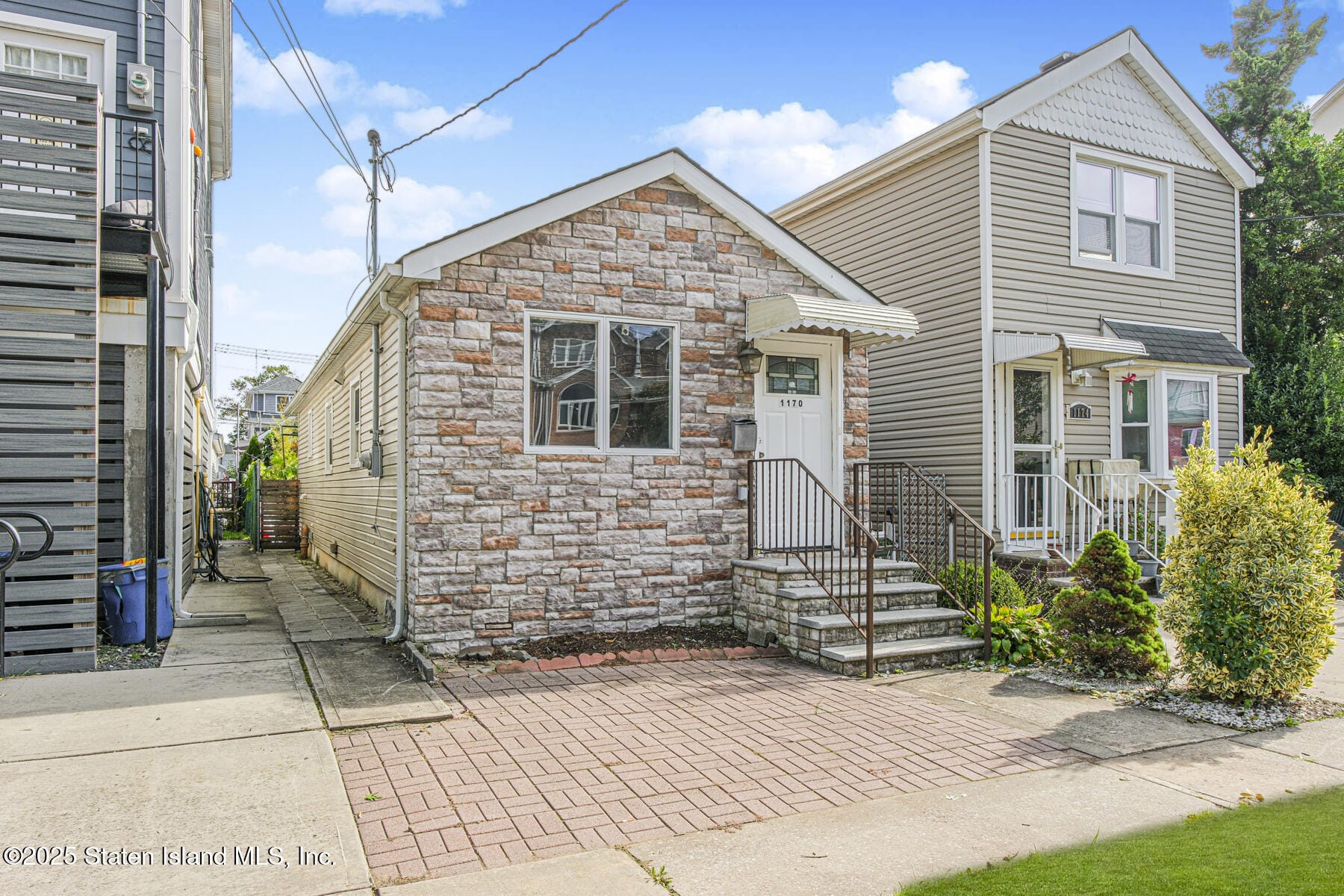 1170 Mason Avenue Image 2