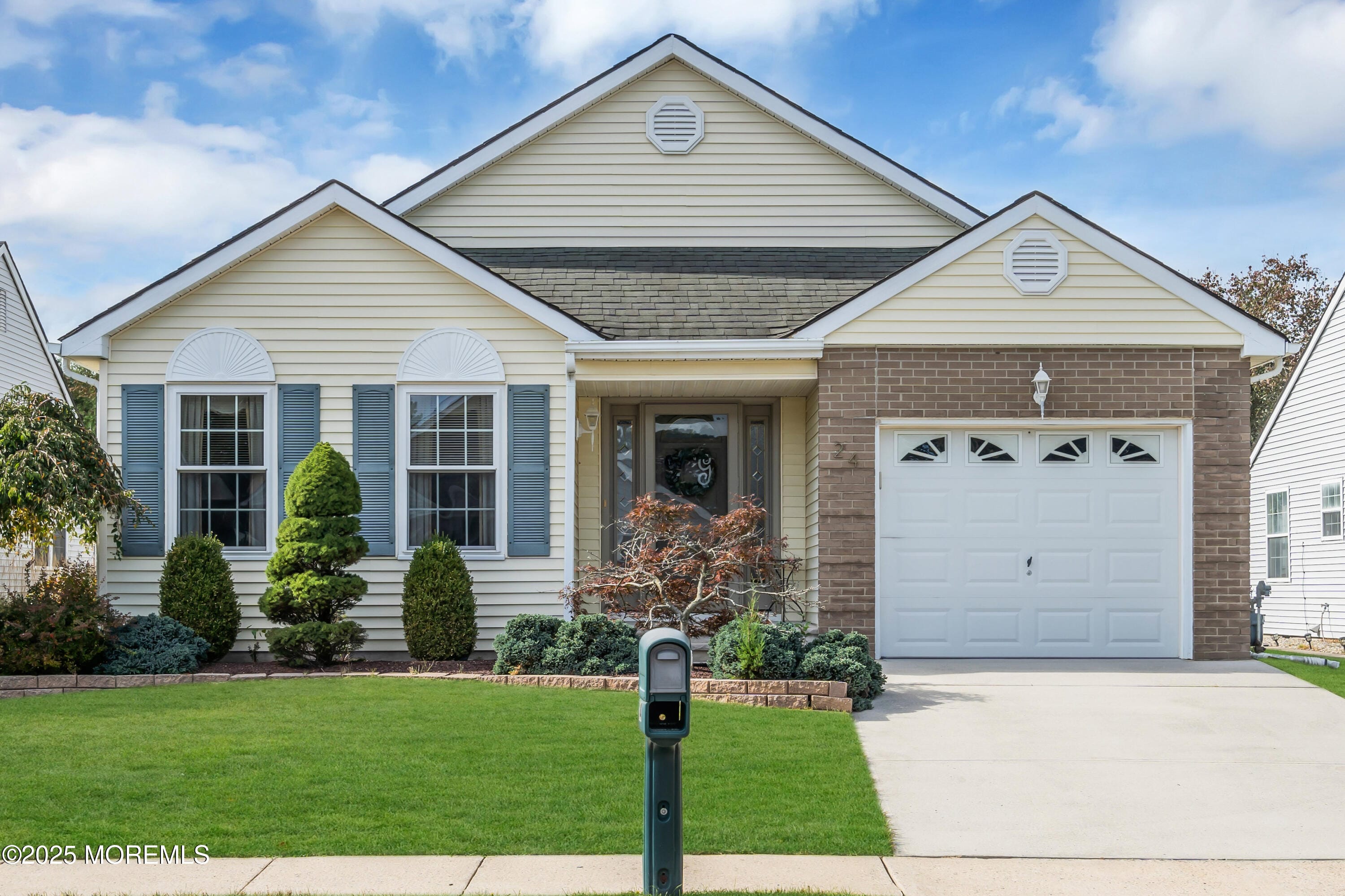 24 Lambert Way, Toms River, NJ, 08757