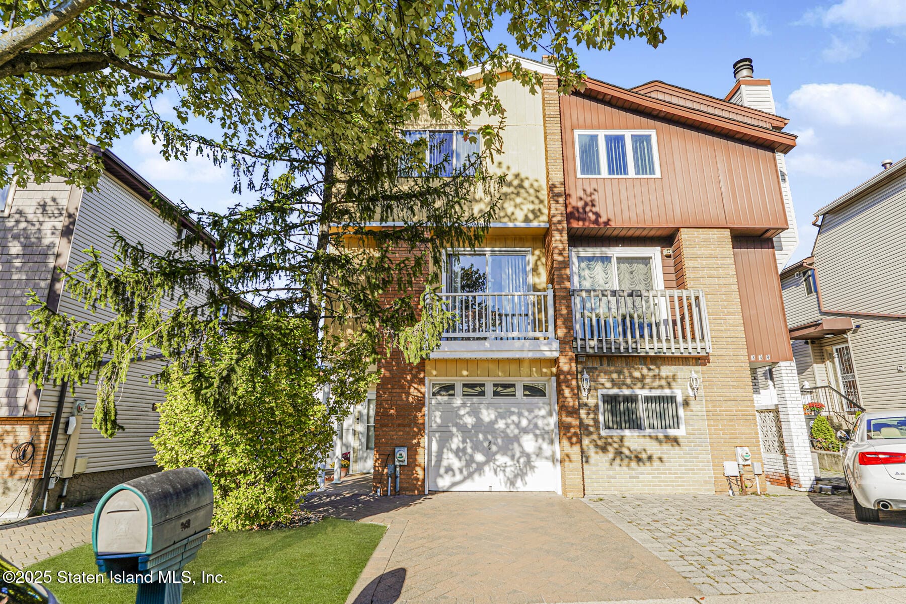 343 Travis Avenue Image 1