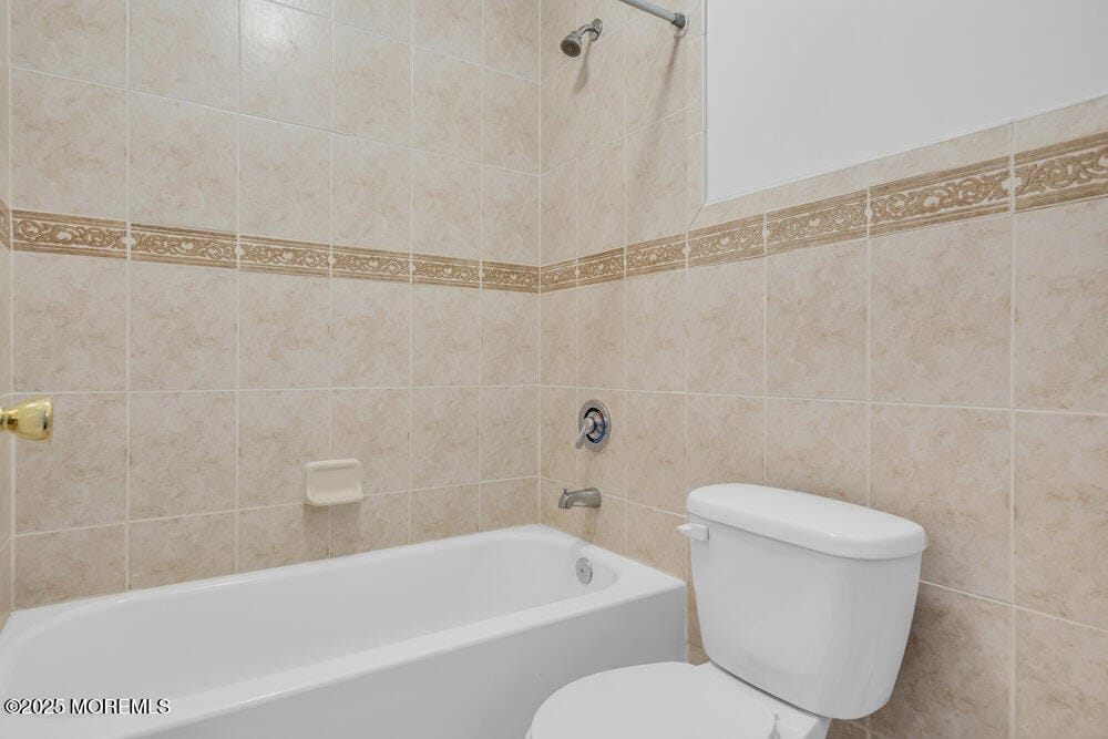 16 Charming Way, Lakewood, NJ, 08701 image 24