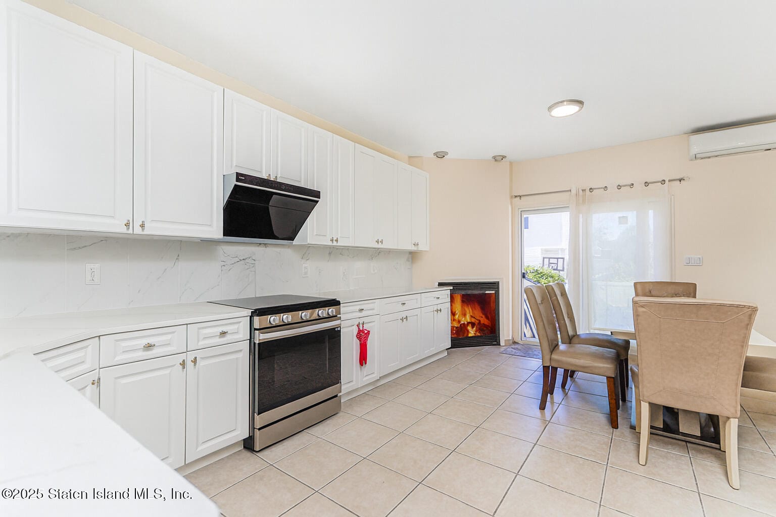 407 Riga Street, Staten Island, NY, 10306 image 7