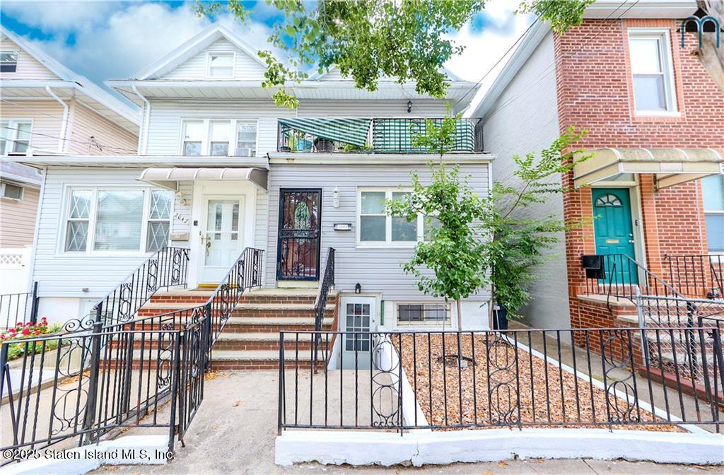 2040 W 7th Street Image 1