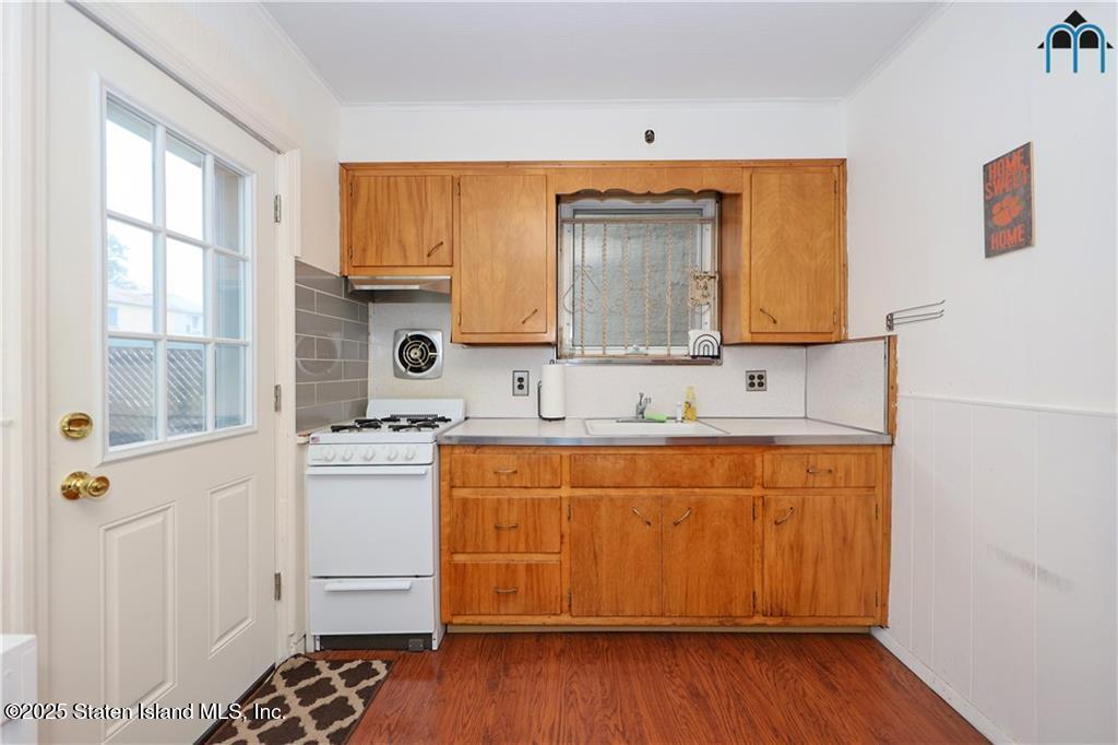 2040 W 7th Street, Brooklyn, NY, 11223 image 8