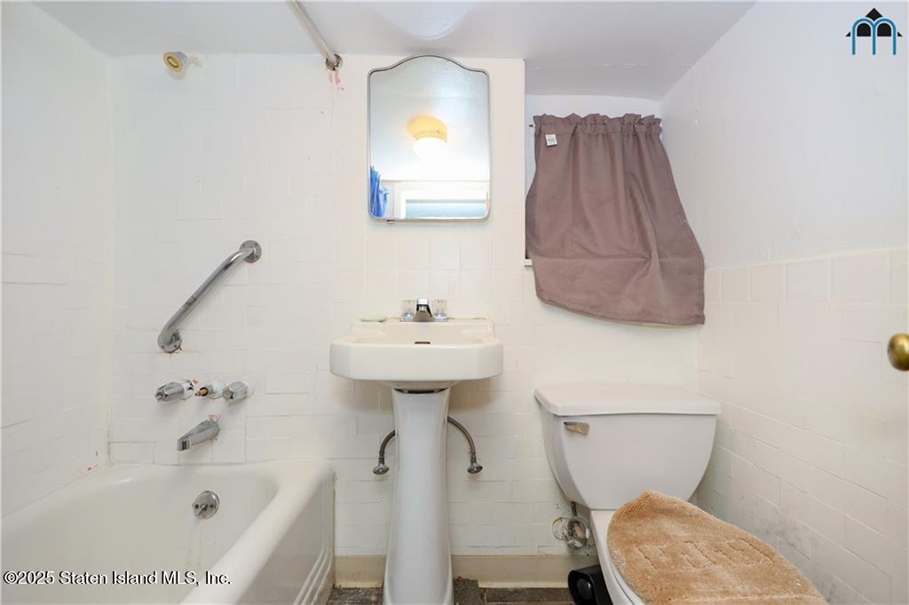 2040 W 7th Street, Brooklyn, NY, 11223 image 9