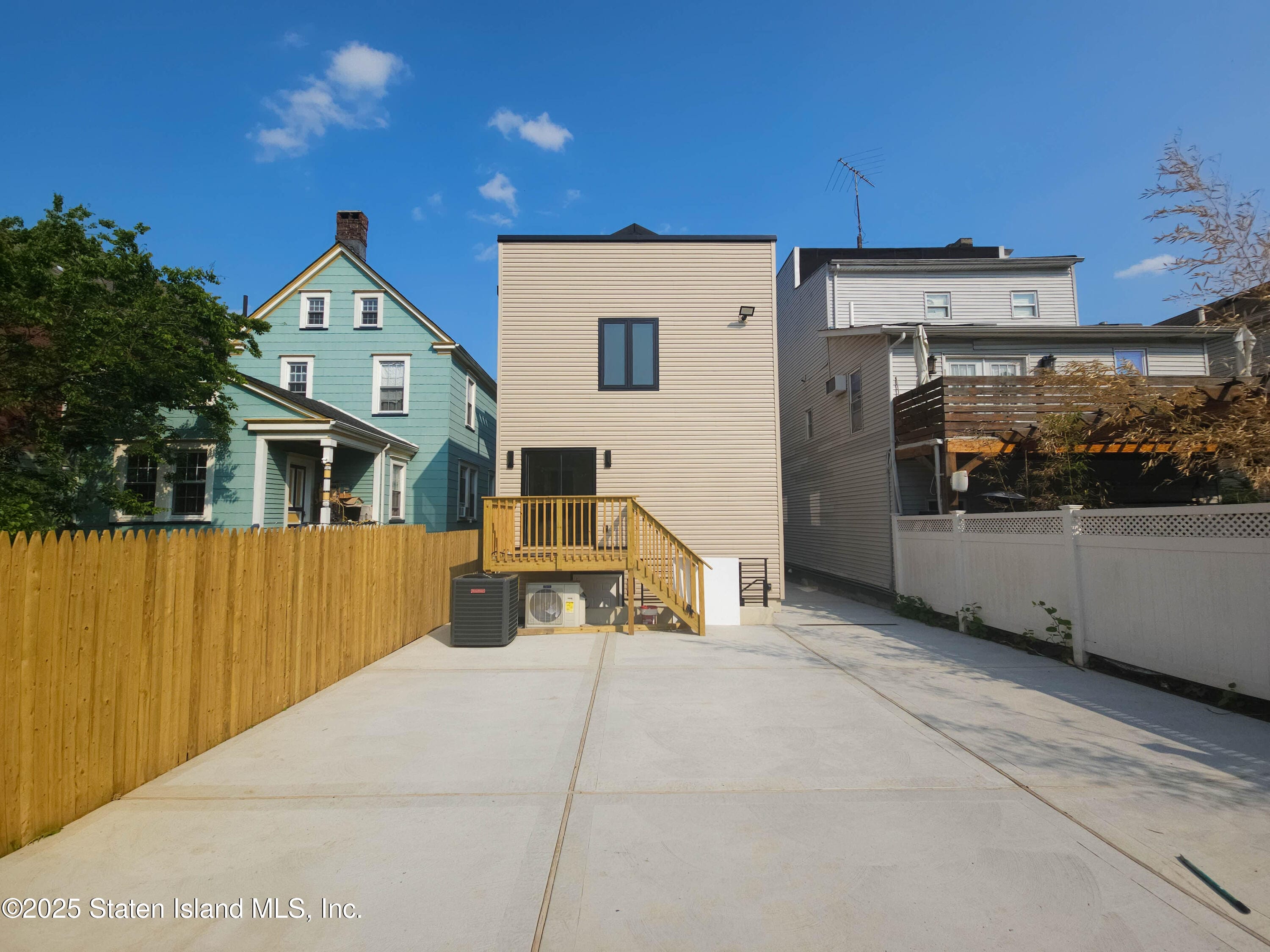 334 Van Duzer Street, Staten Island, NY, 10304 image 6