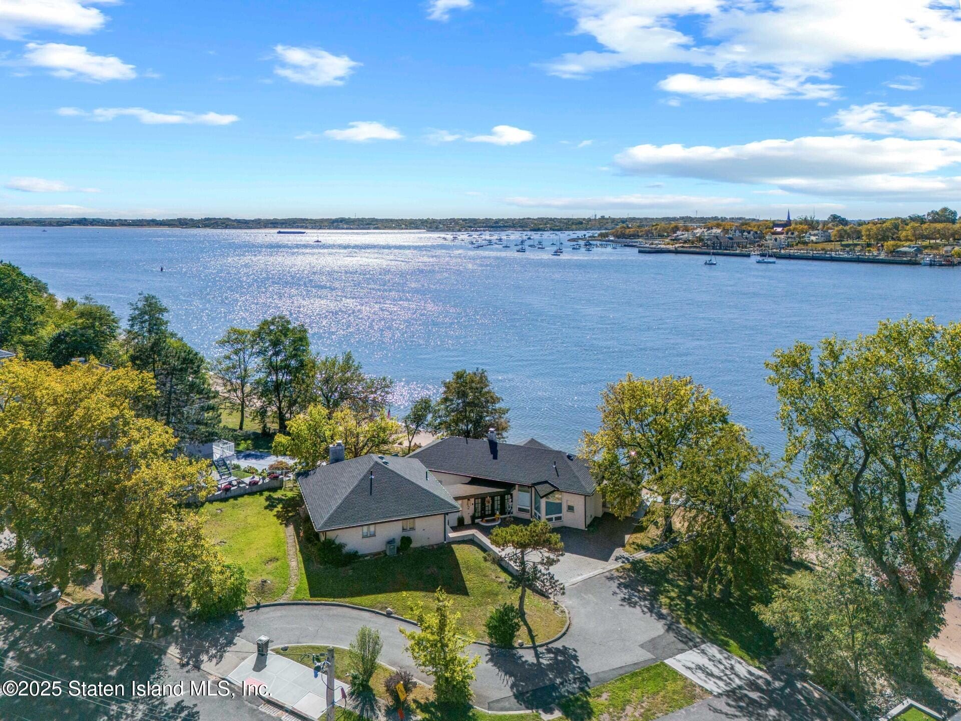 2 Wards Point Avenue Image 4