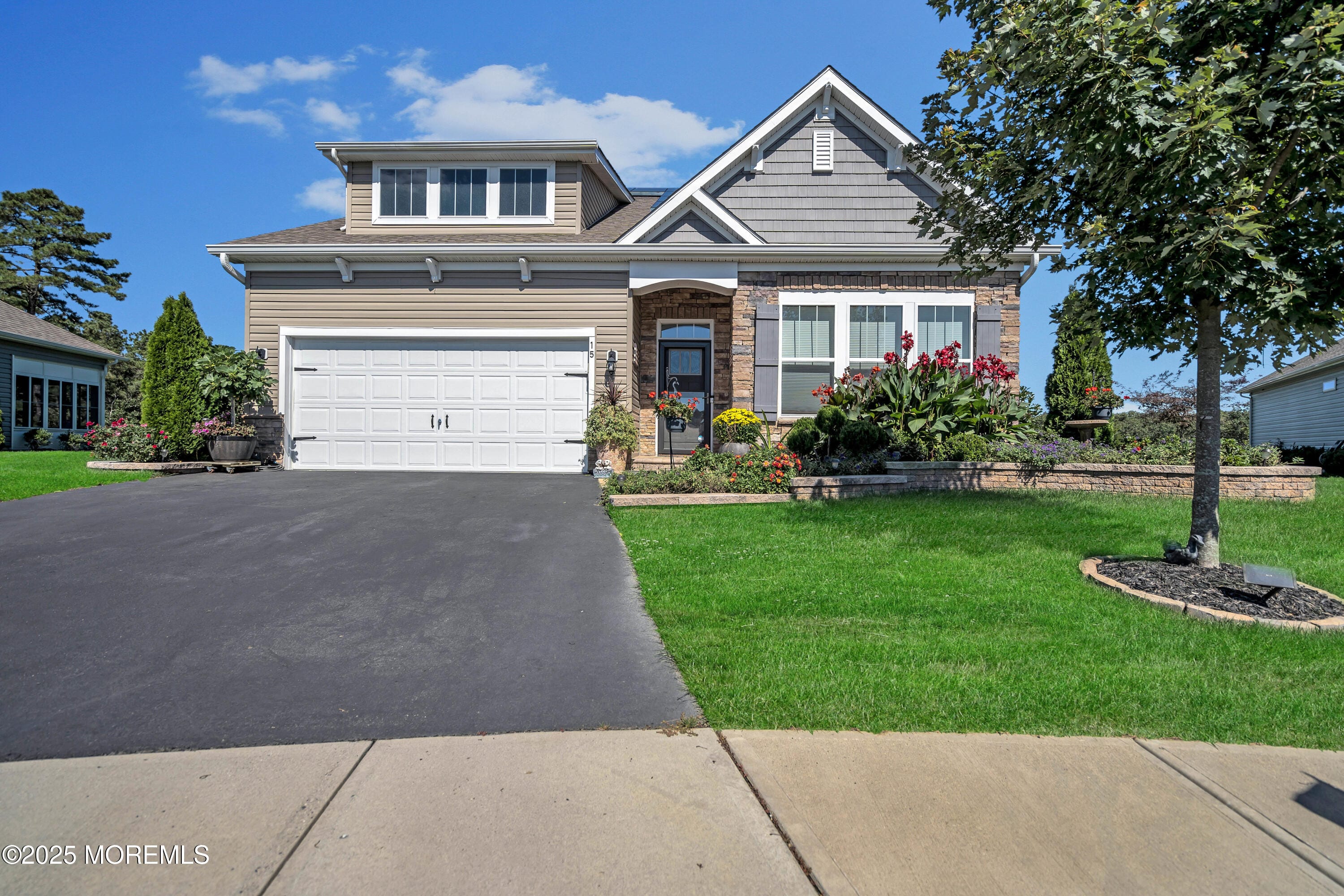 15 Woodchuck Drive Image 4