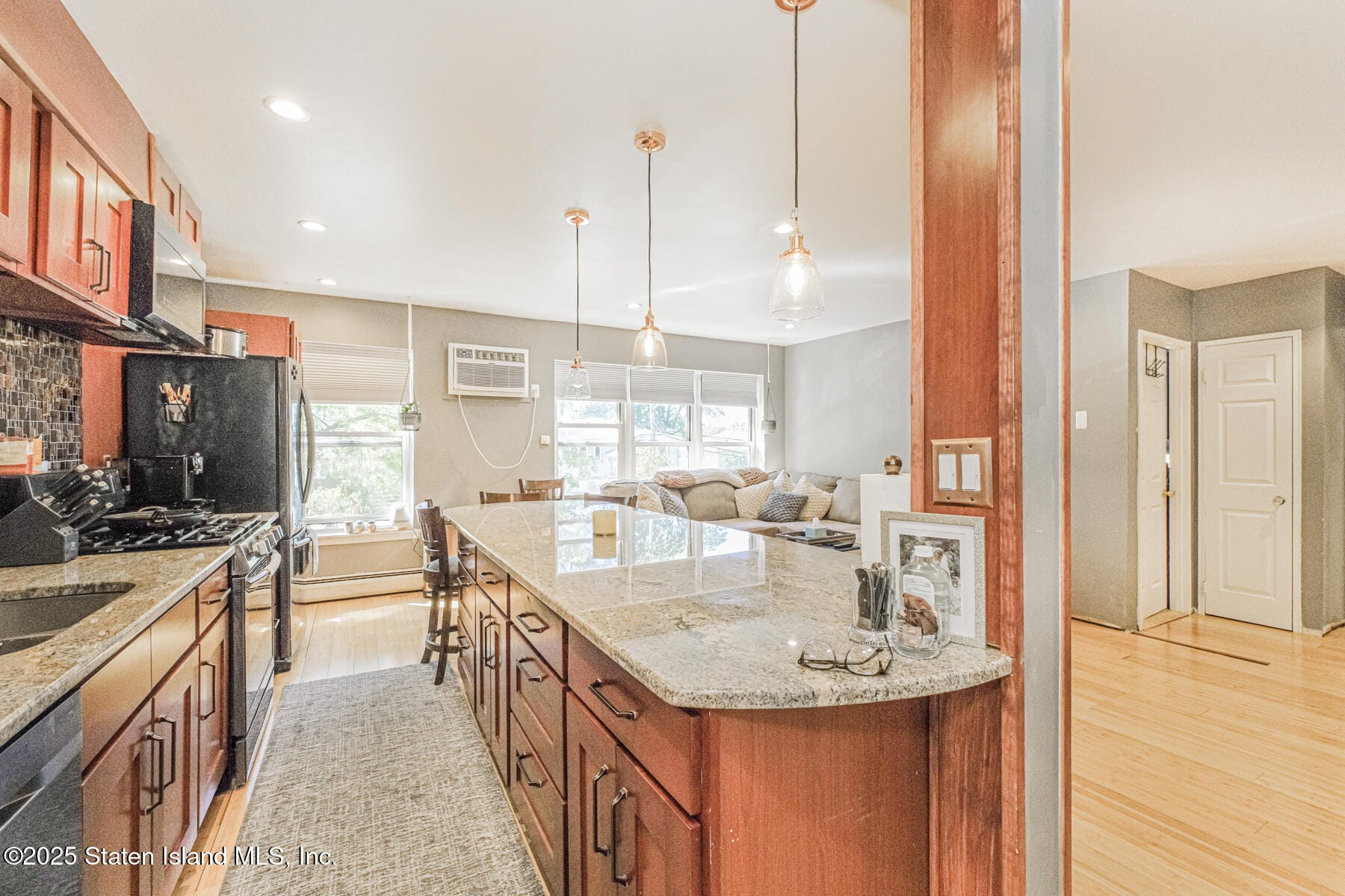 485 Armstrong Avenue D3 Image 4