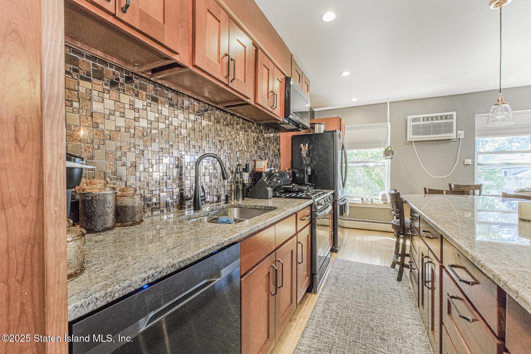 485 Armstrong Avenue D3, Staten Island, NY, 10308 image 10