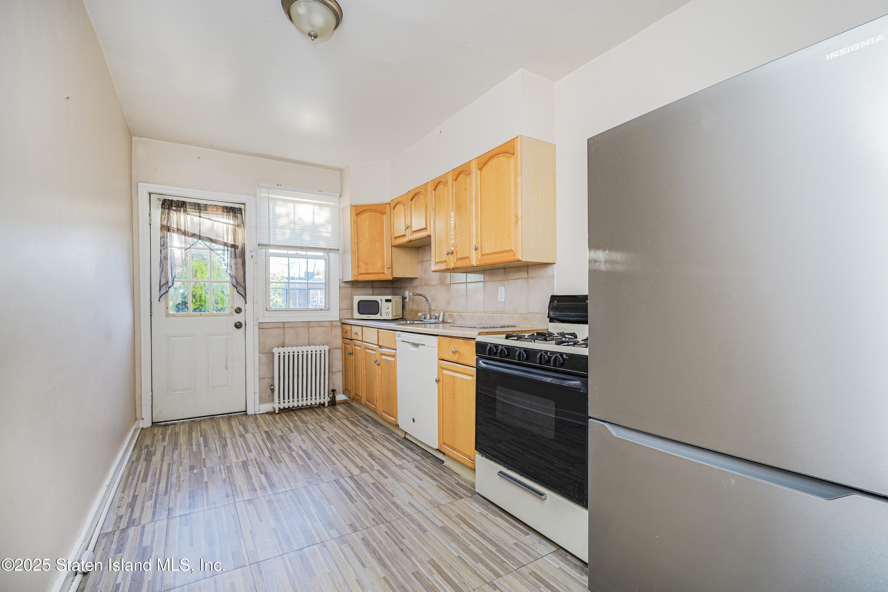 80 Beechwood Place, Staten Island, NY, 10314 image 13