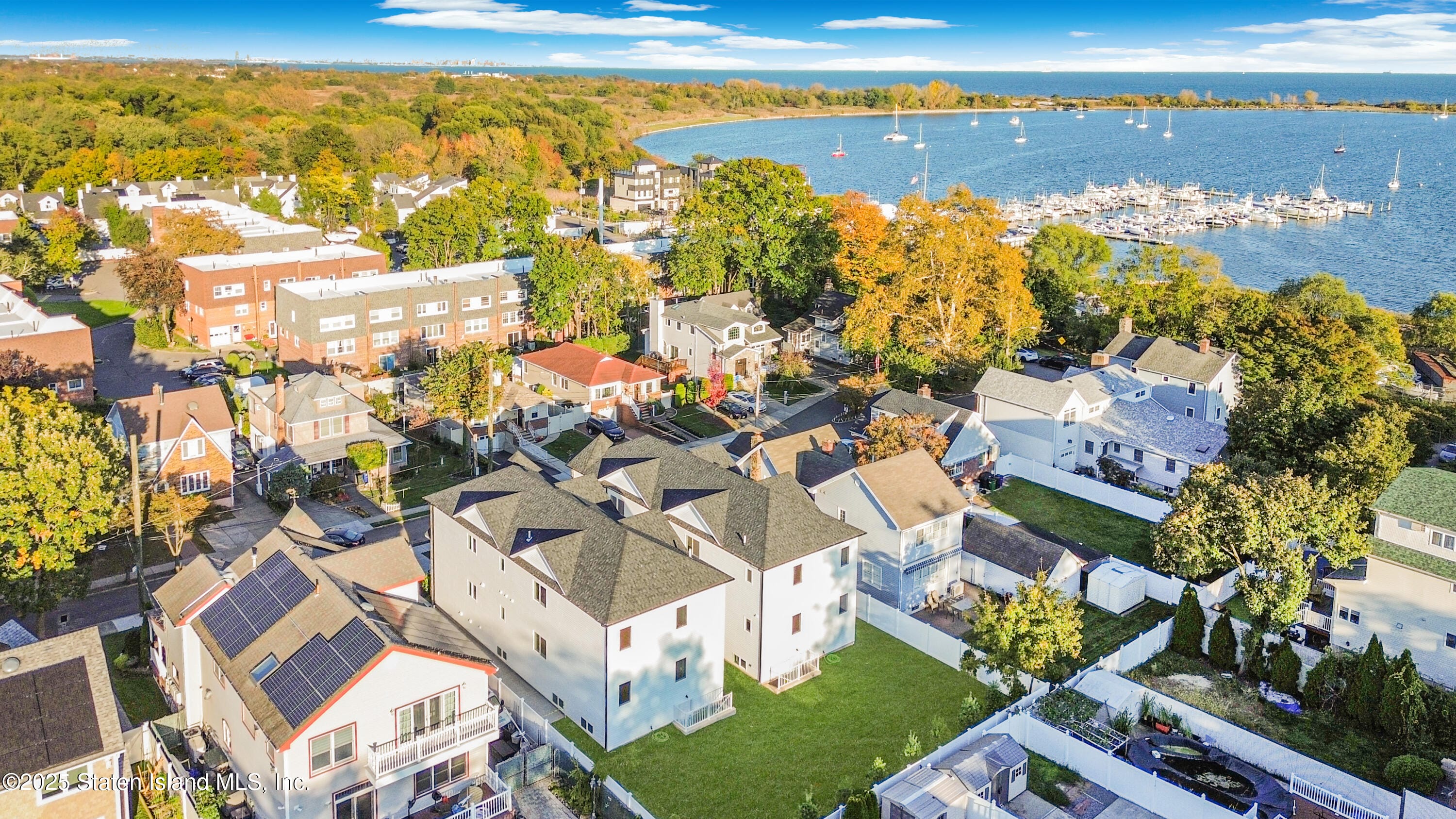 28 Waterside Parkway Image 4