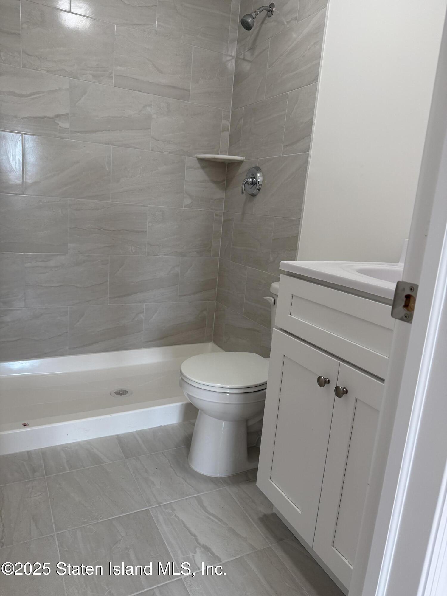 106 Burke Avenue, Staten Island, NY, 10314 image 12