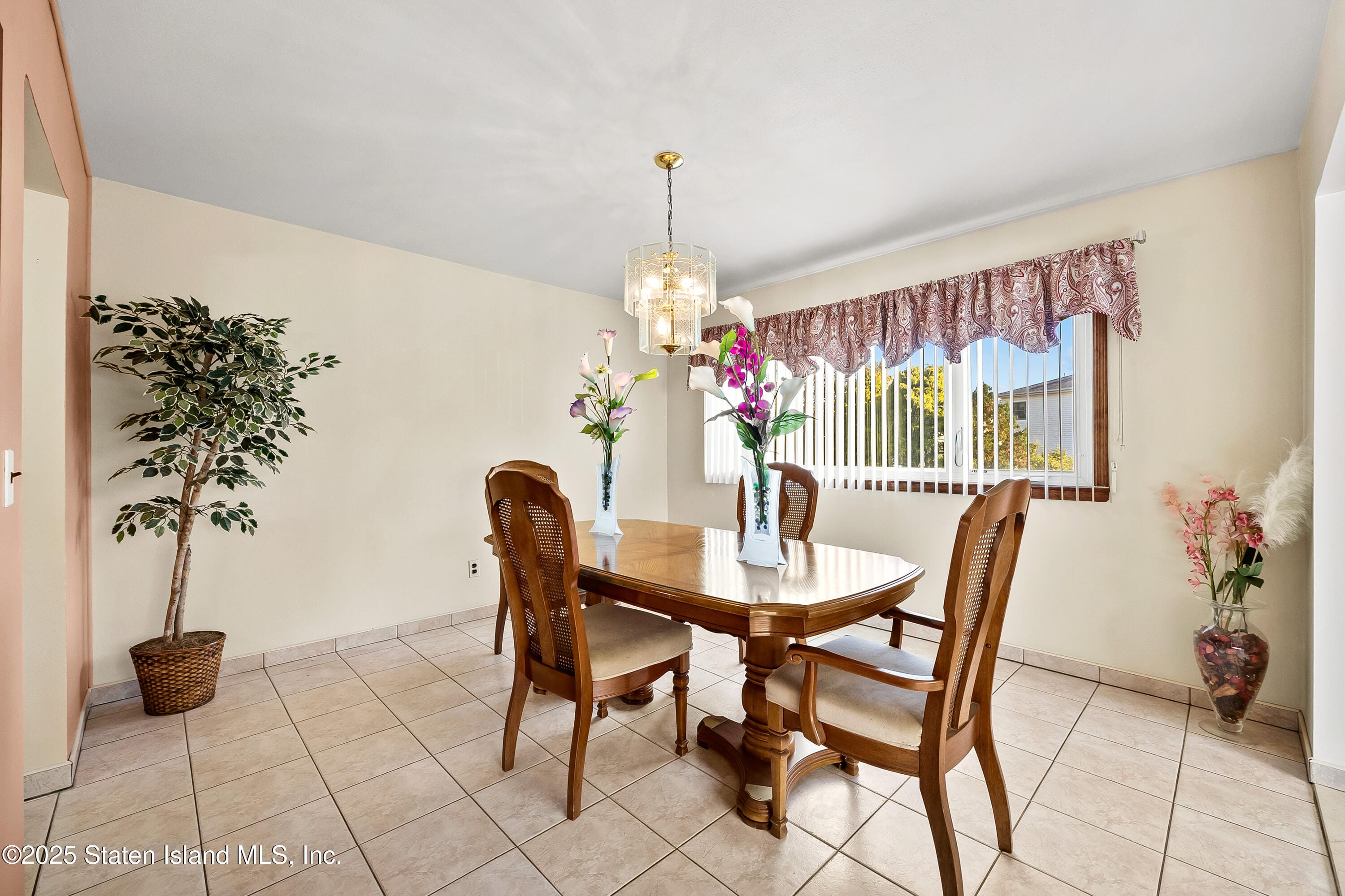 211 Woehrle Avenue, Staten Island, NY, 10312 image 8