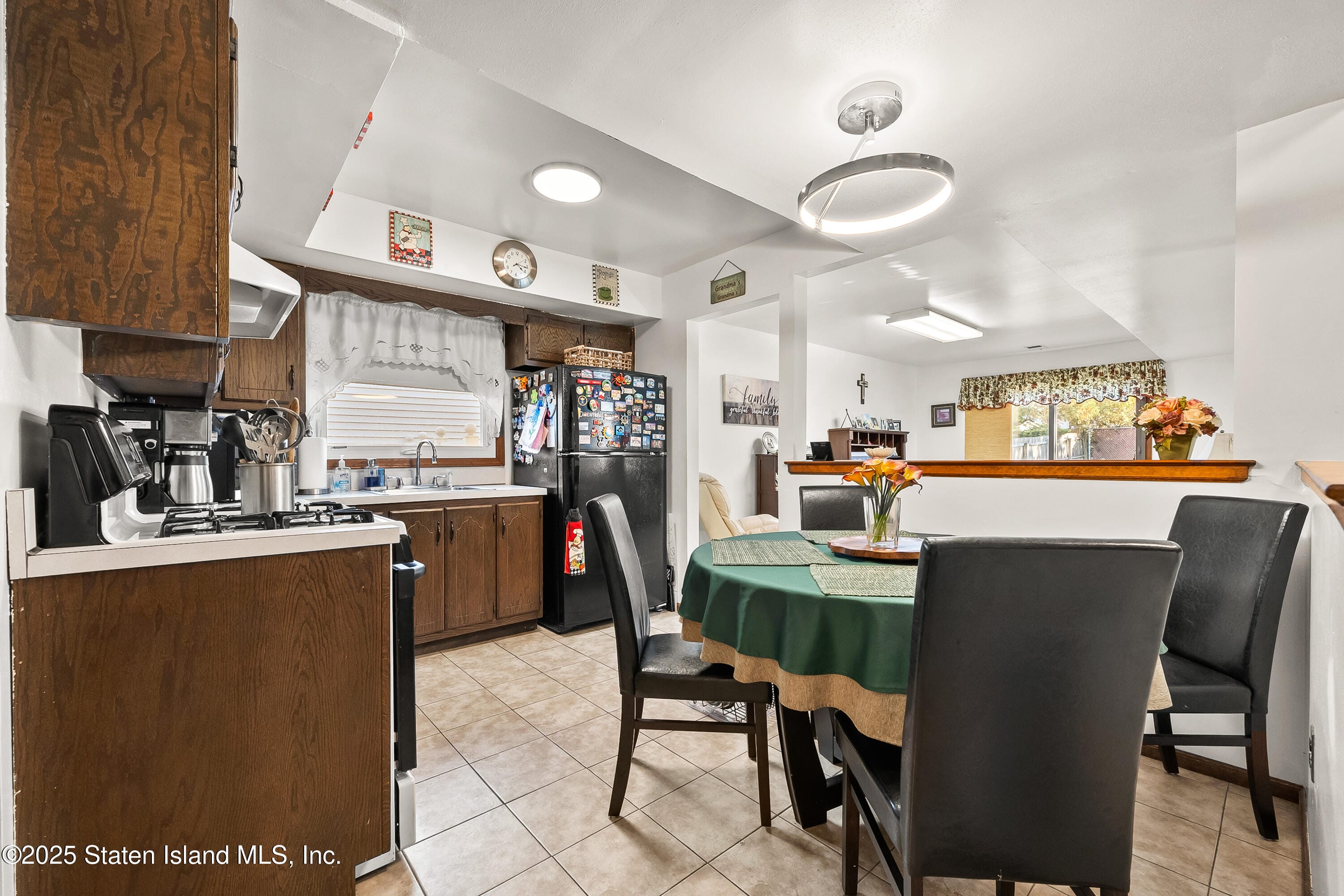 211 Woehrle Avenue, Staten Island, NY, 10312 image 24