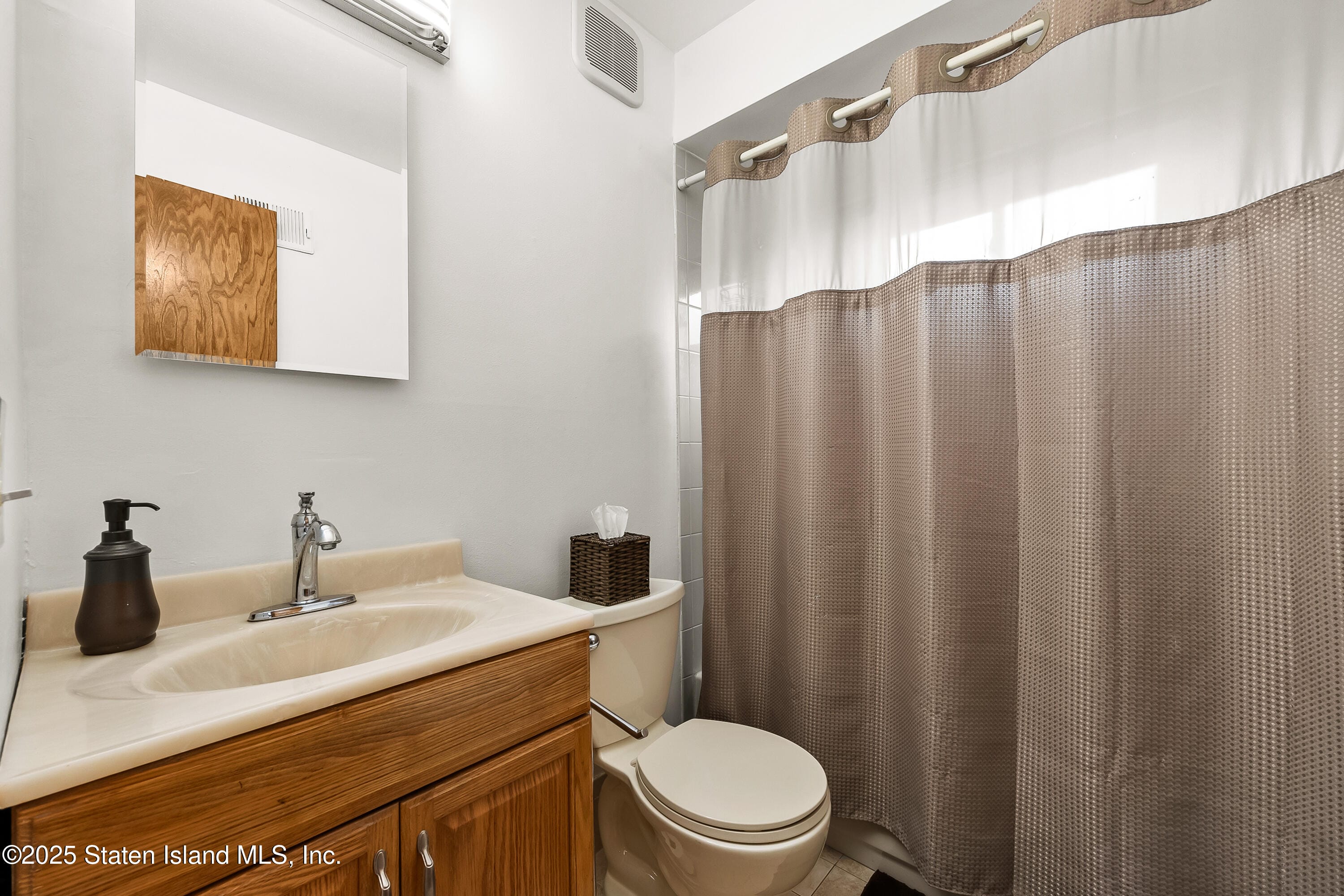 211 Woehrle Avenue, Staten Island, NY, 10312 image 26