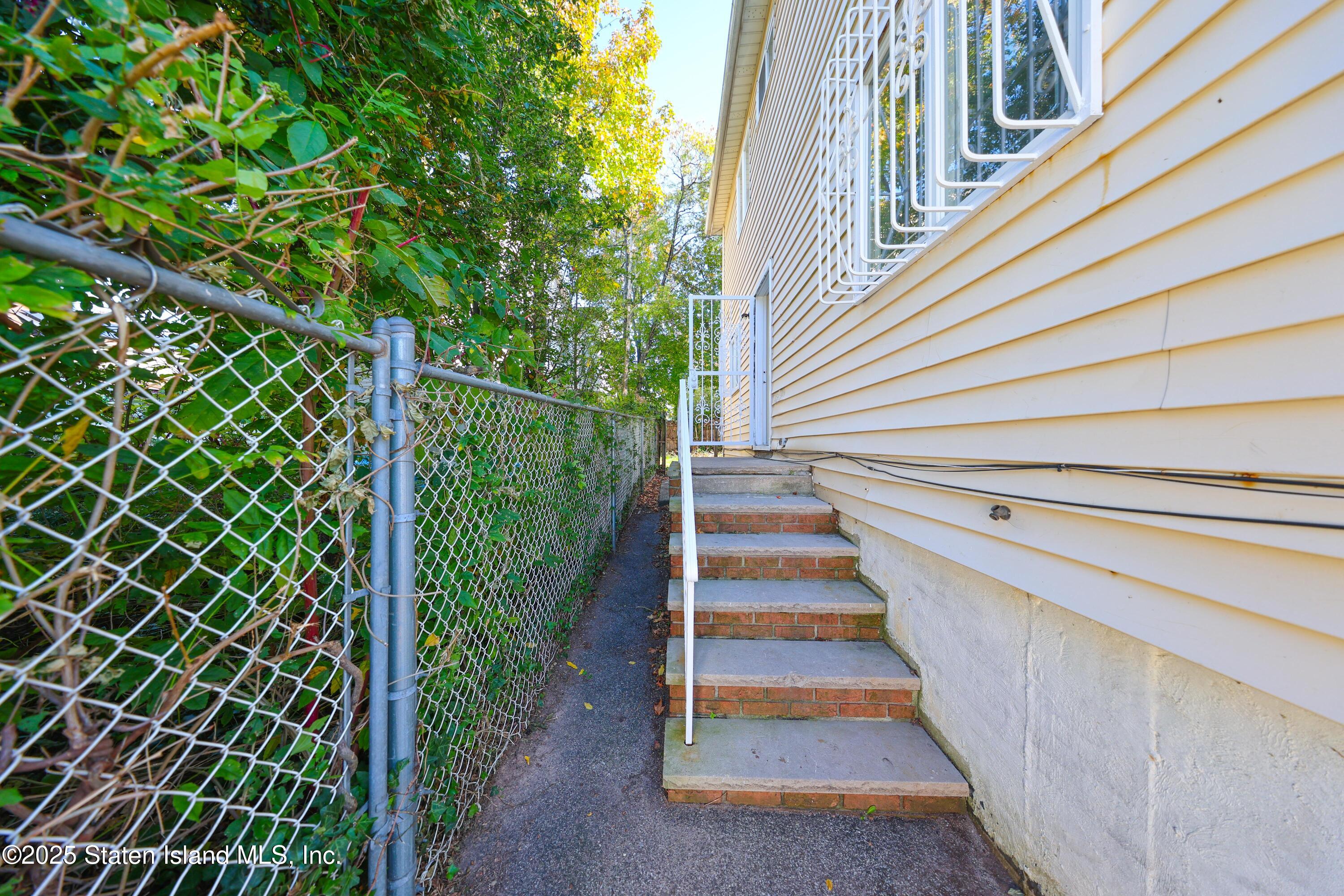 4664 Amboy Road, Staten Island, NY, 10312 image 25