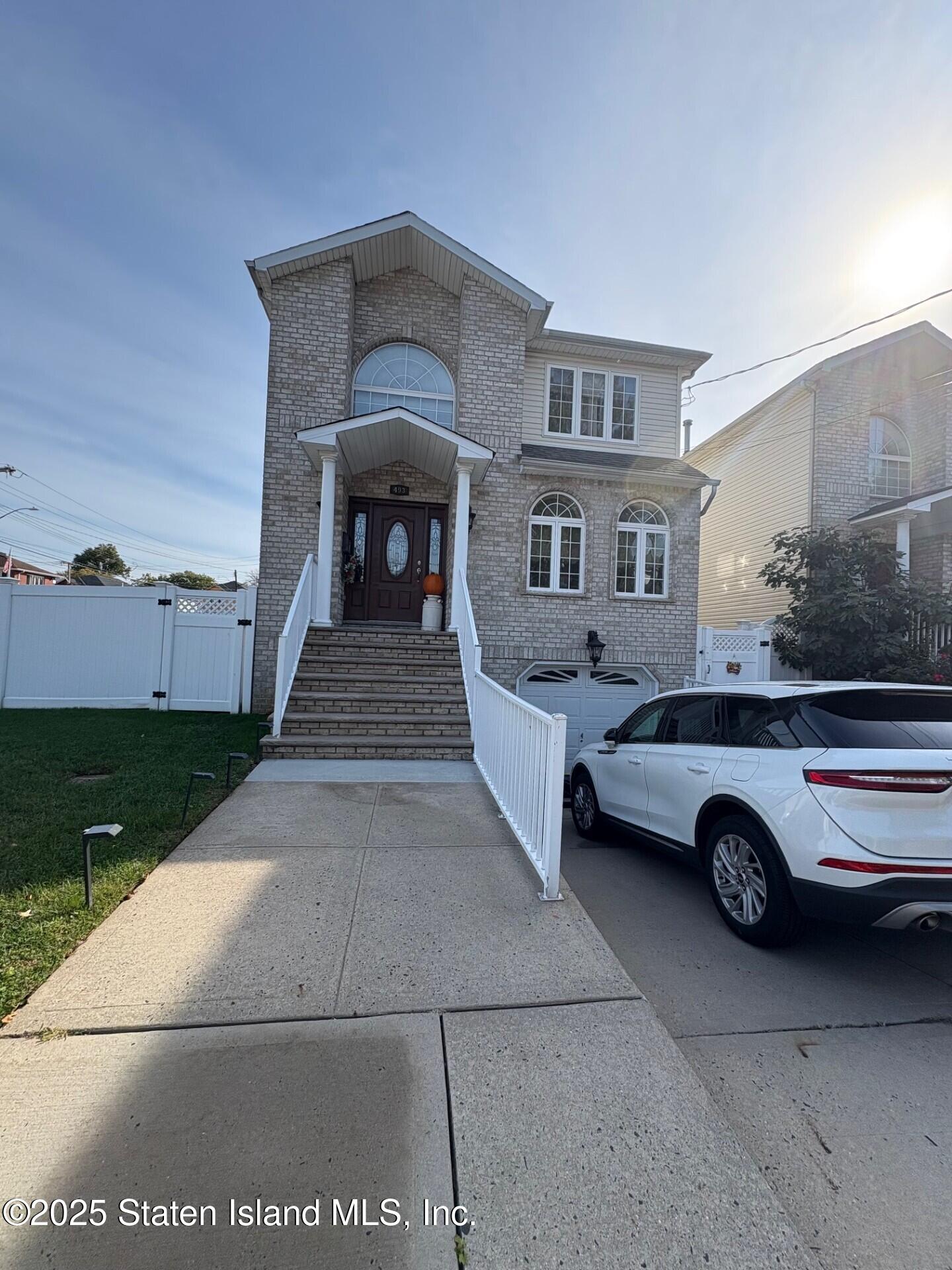 493 Willowbrook Road, Staten Island, NY, 10314