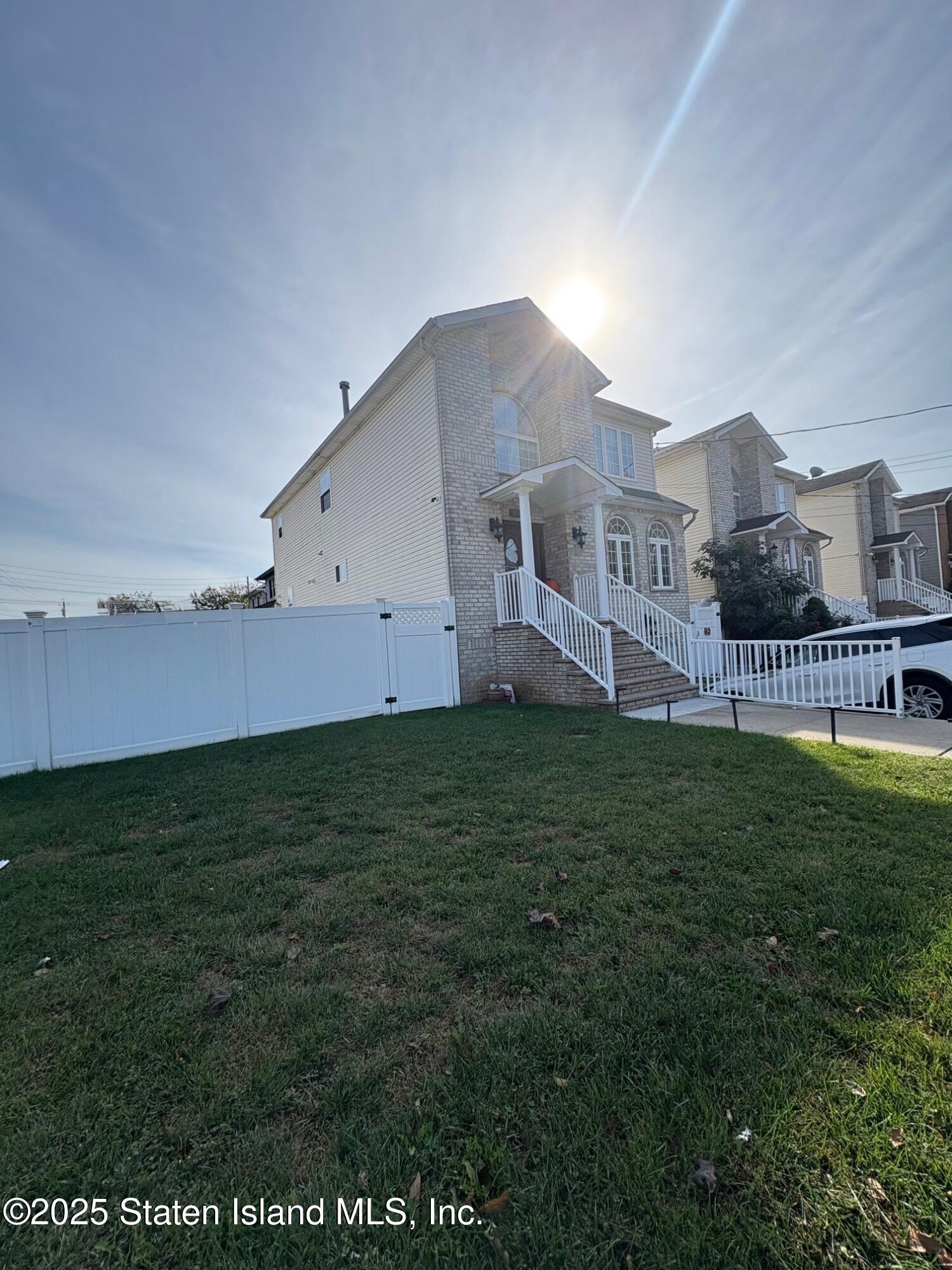 493 Willowbrook Road Image 3