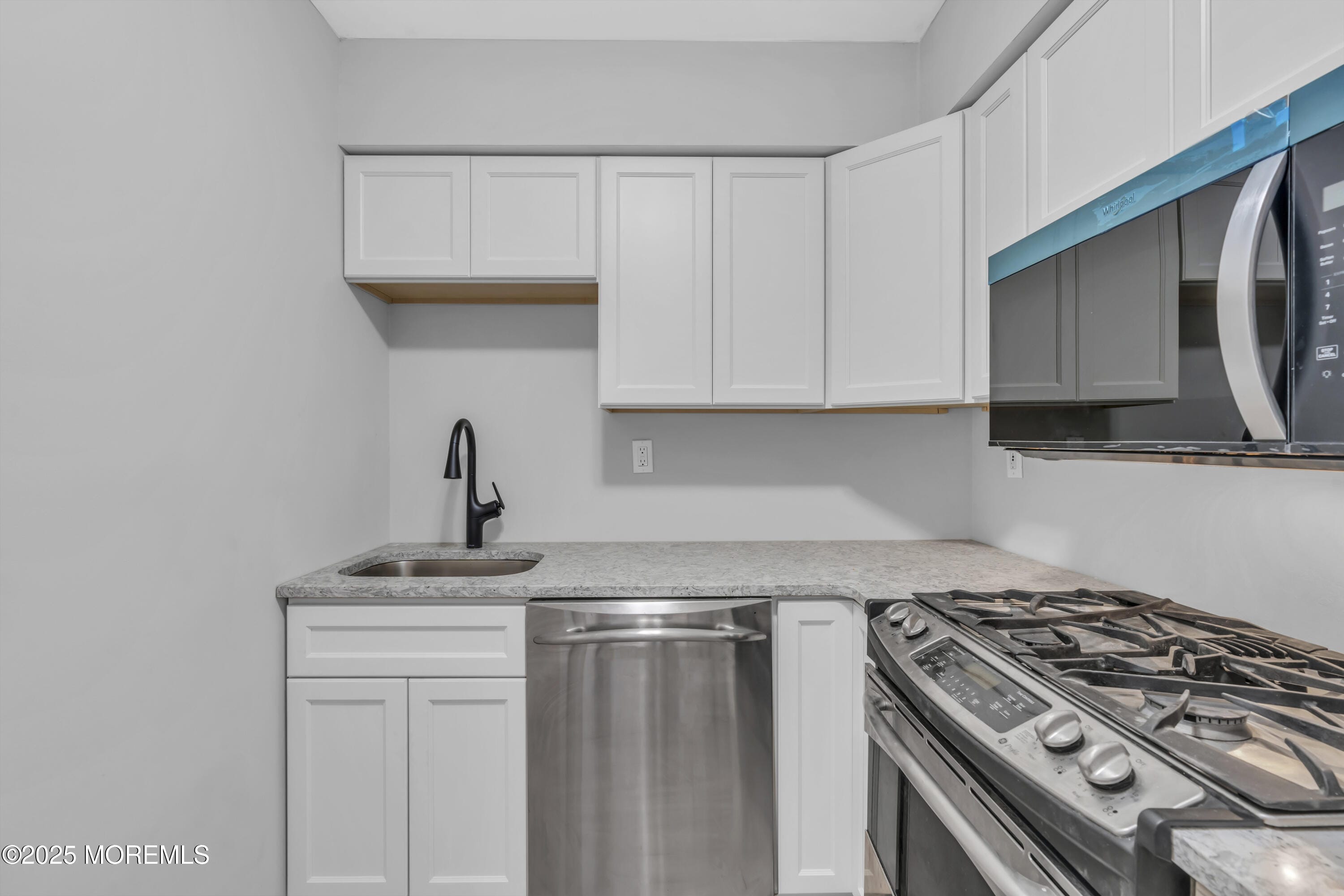 213 Main Street 17, Keansburg, NJ, 07734 image 13