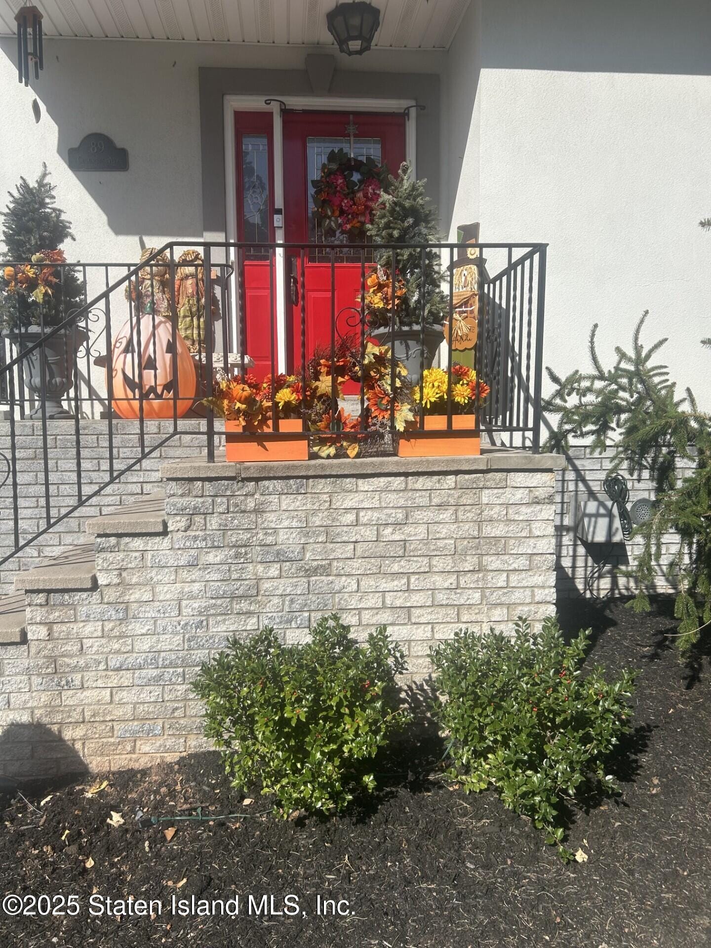89 Columbus Avenue, Staten Island, NY, 10304