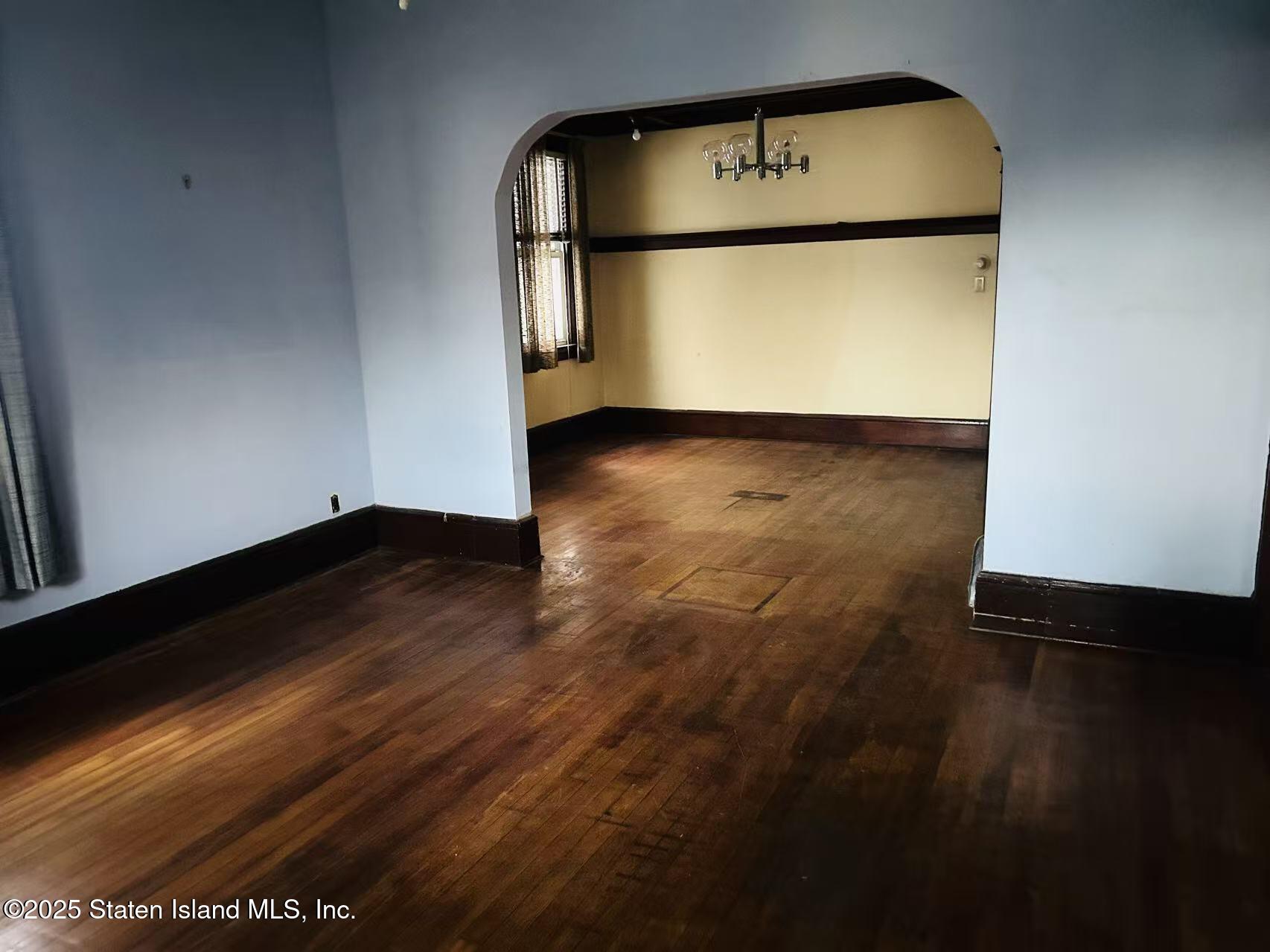 109 Scribner Avenue Image 2