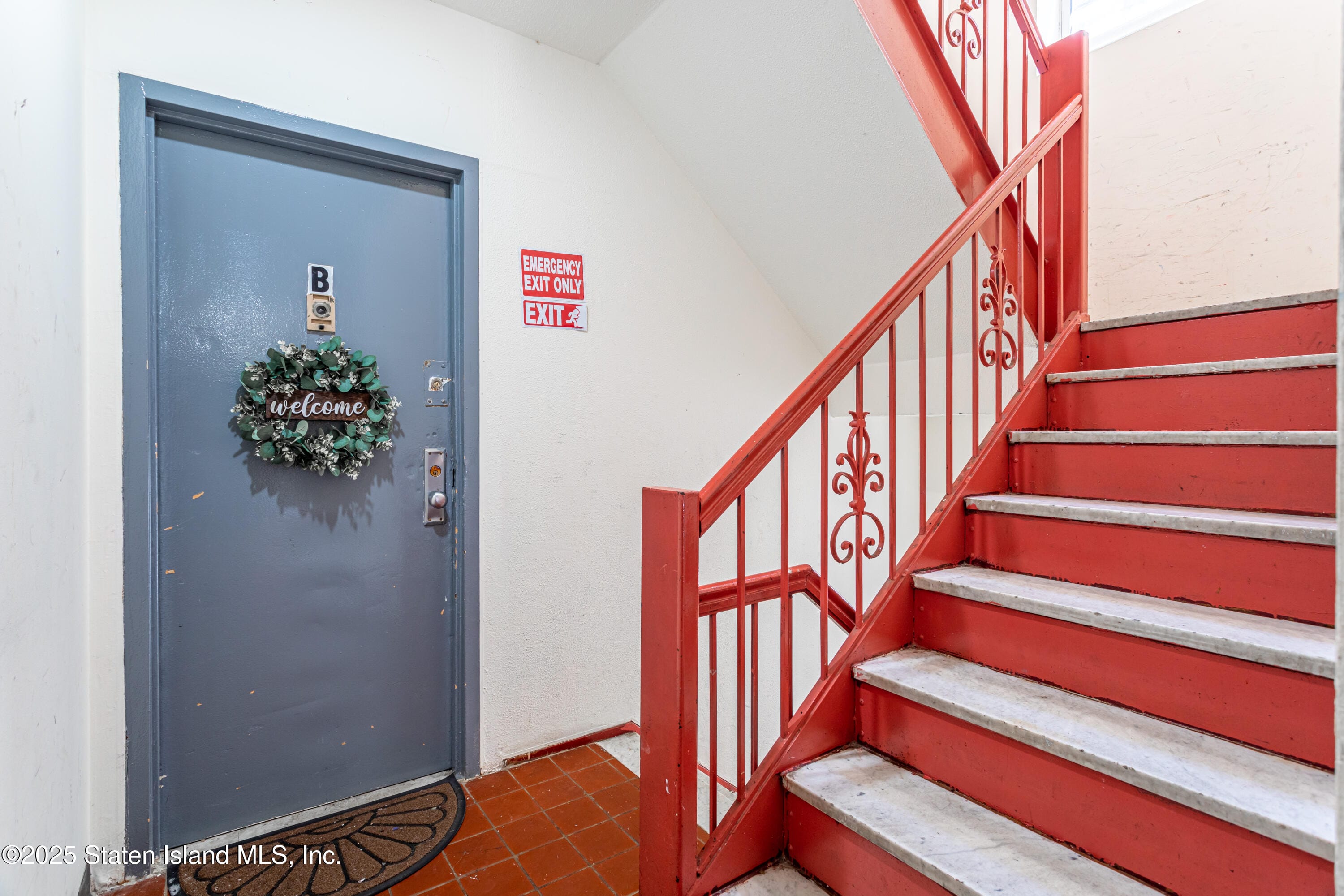 1727 E East 14th Street Image 5