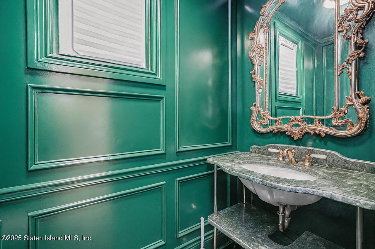 55 Wadsworth Road, Staten Island, NY, 10305 image 16