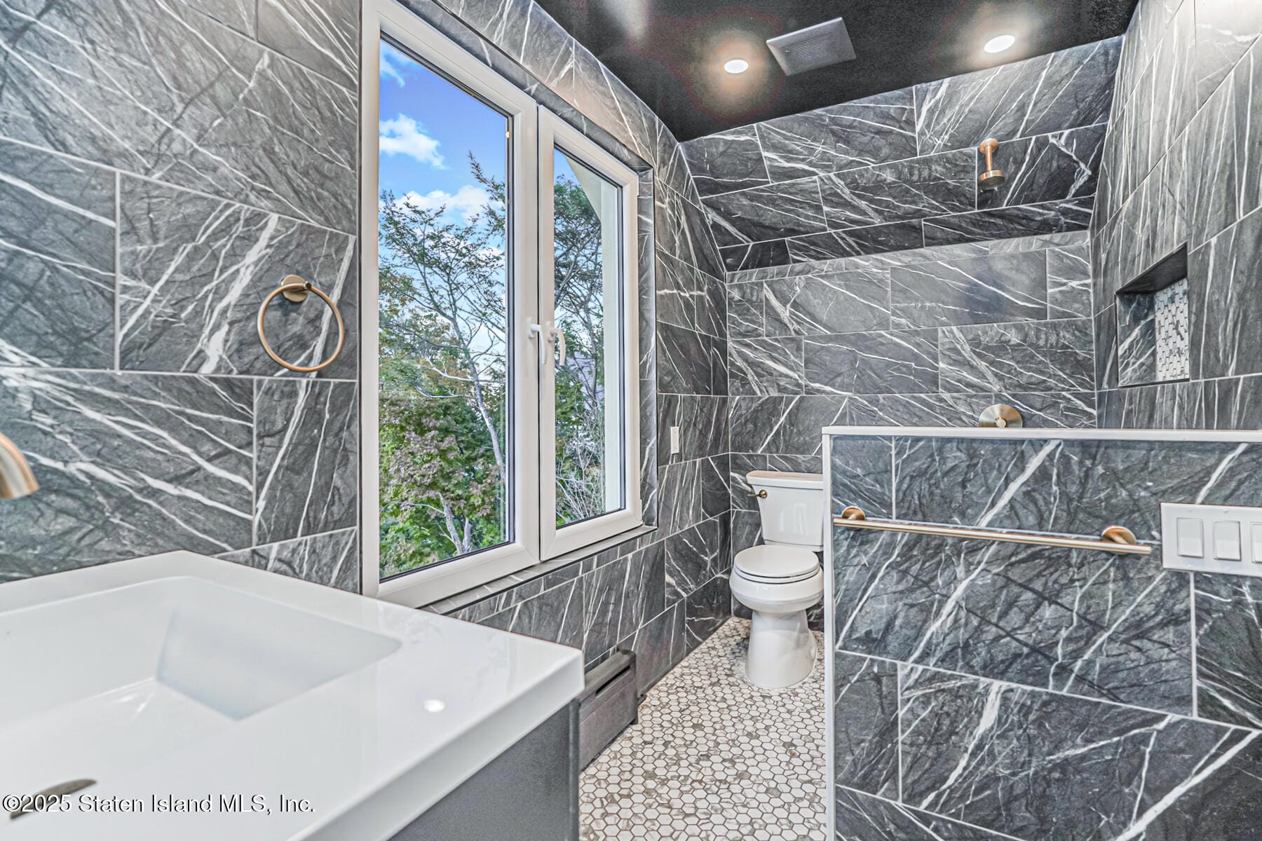 55 Wadsworth Road, Staten Island, NY, 10305 image 37