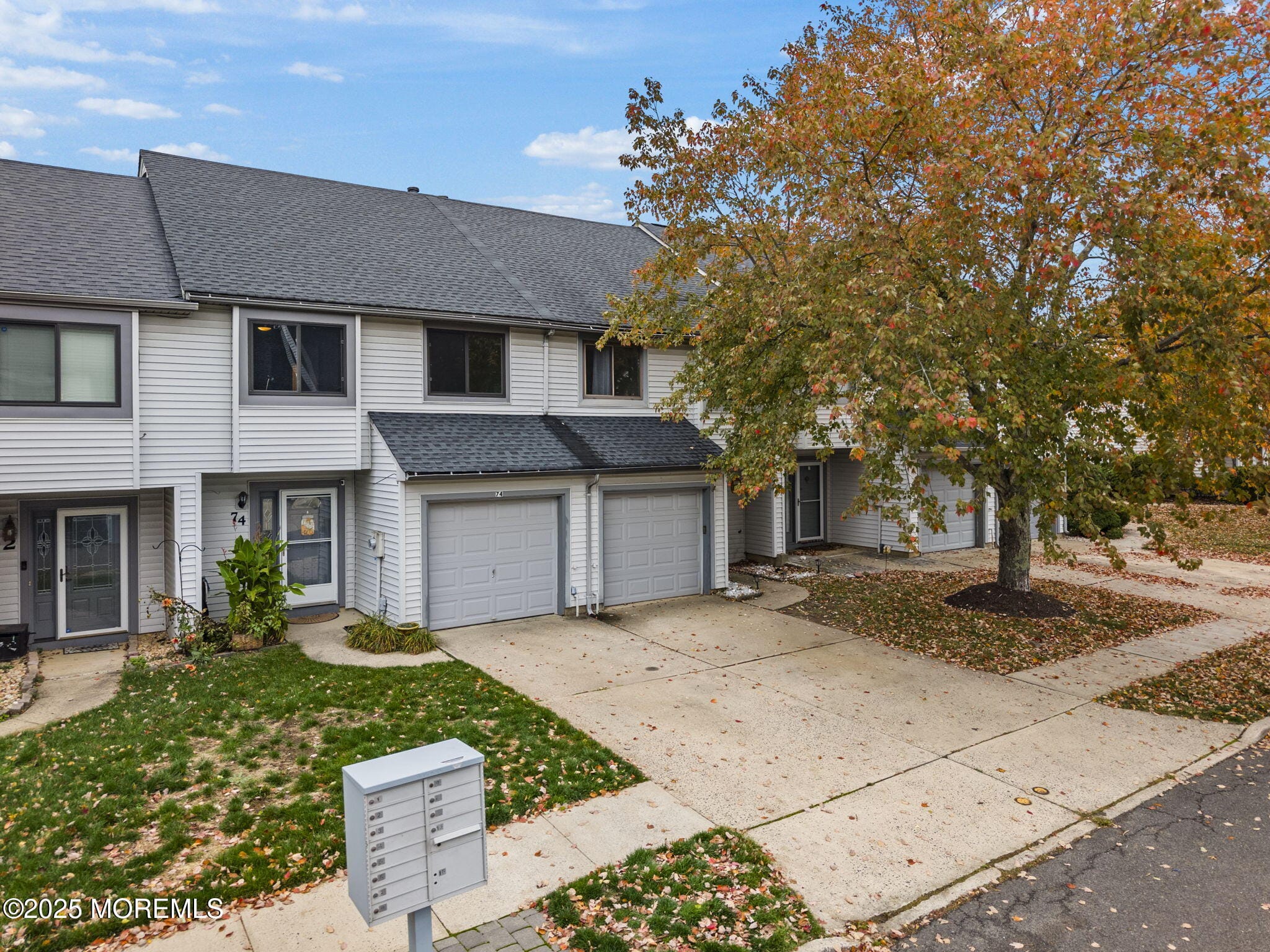 74 Lexington Circle Image 3