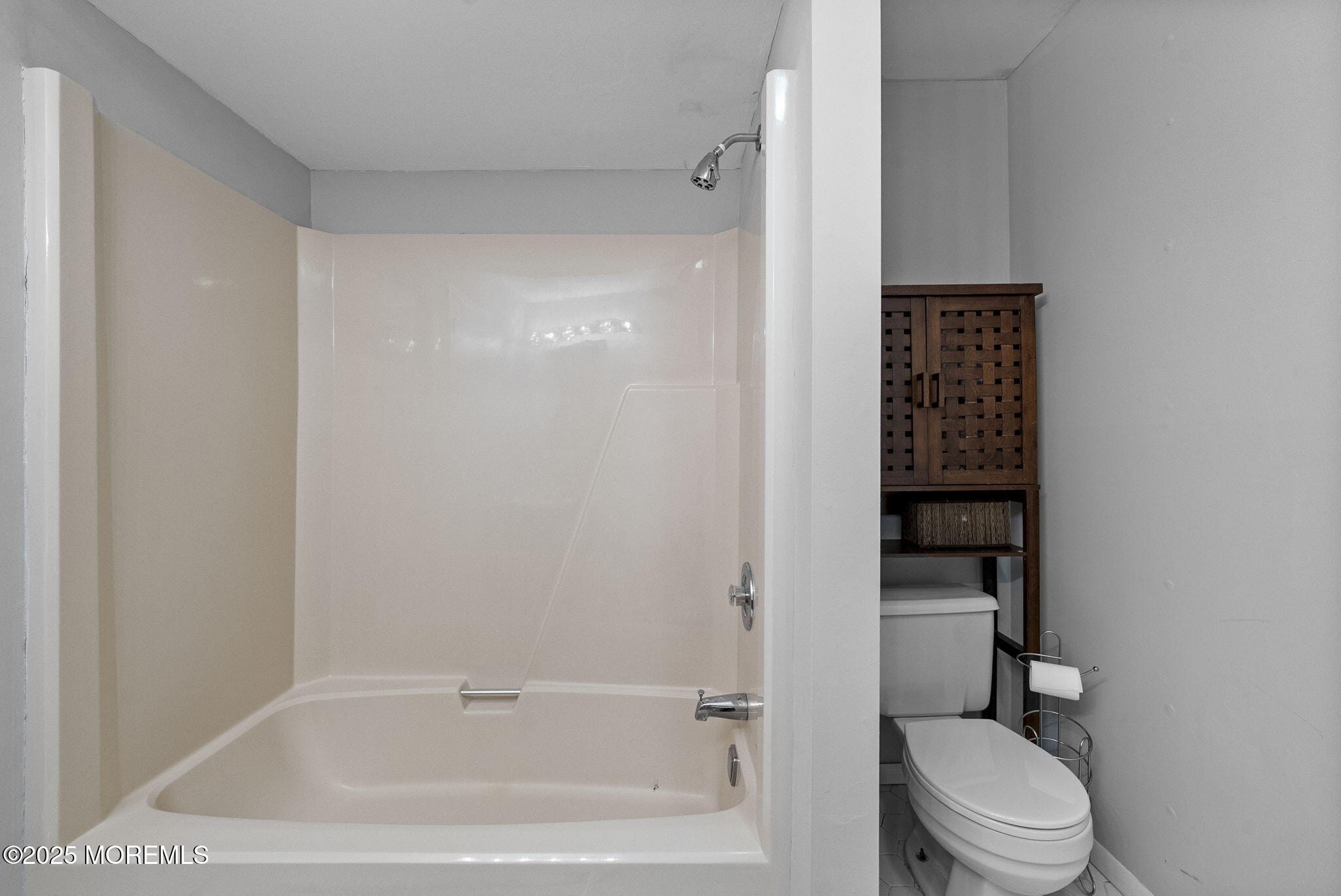 74 Lexington Circle, Matawan, NJ, 07747 image 31