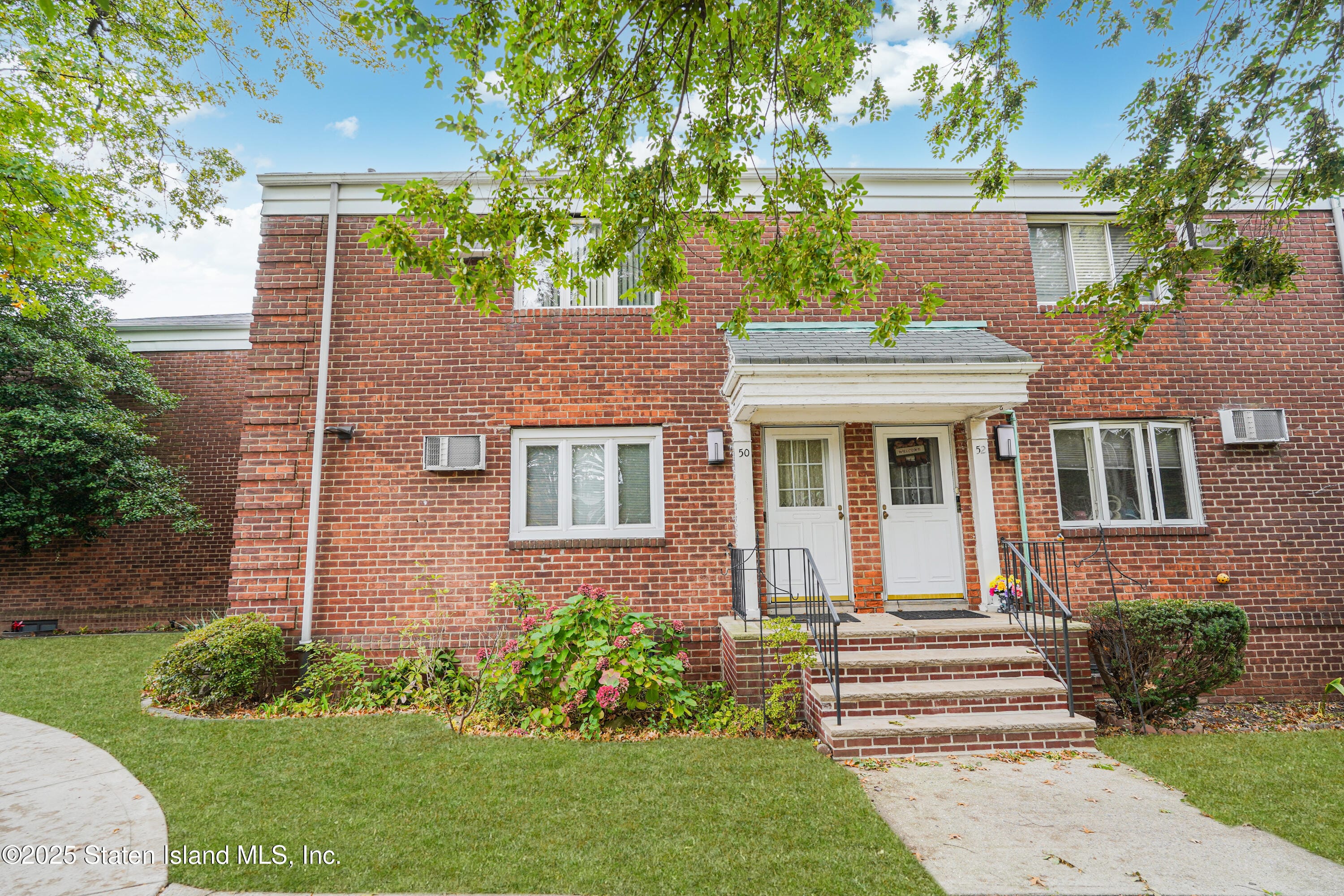 50 Seth Court B, Staten Island, NY, 10301