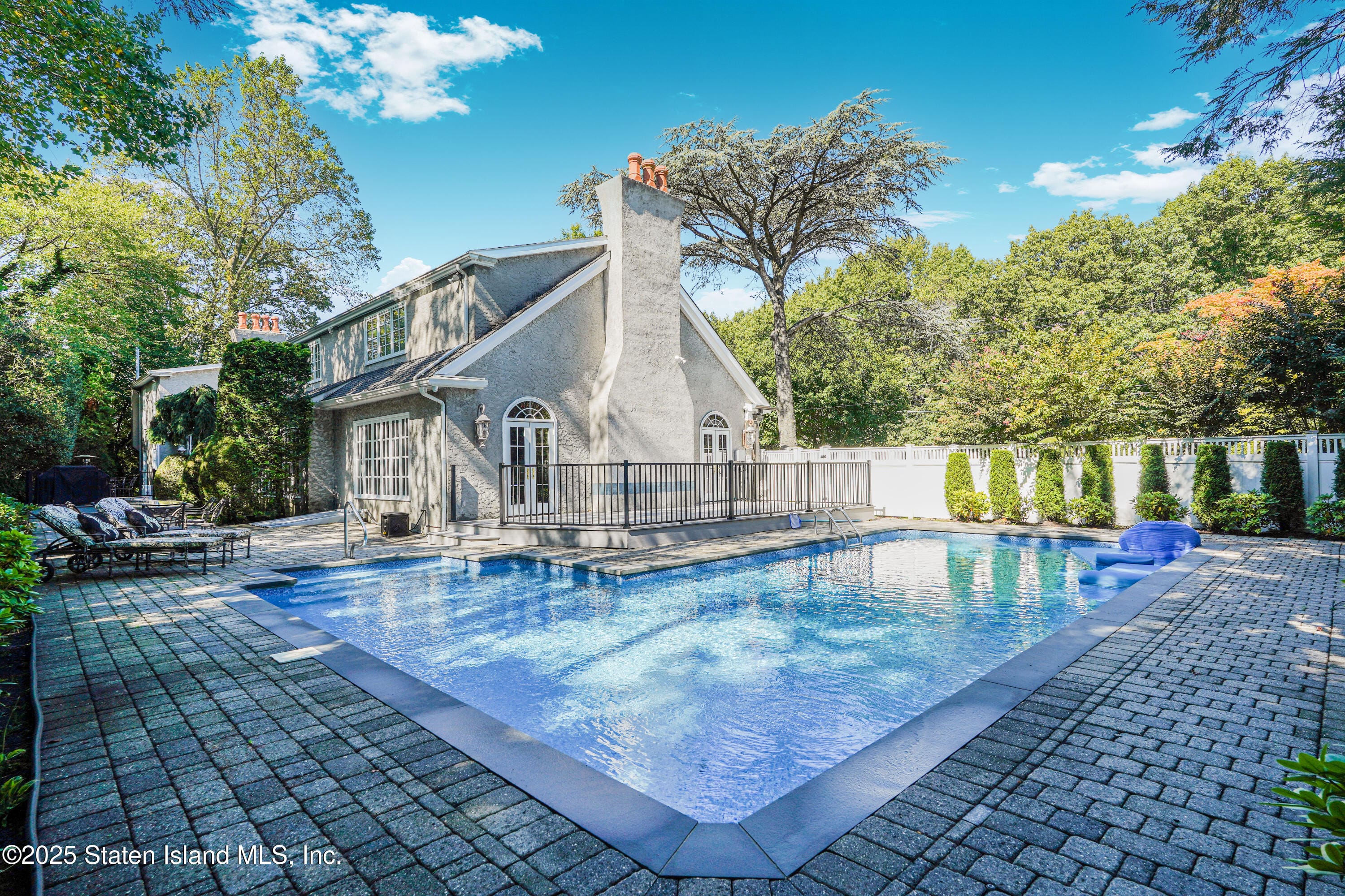 200 Ocean Terrace Image 5