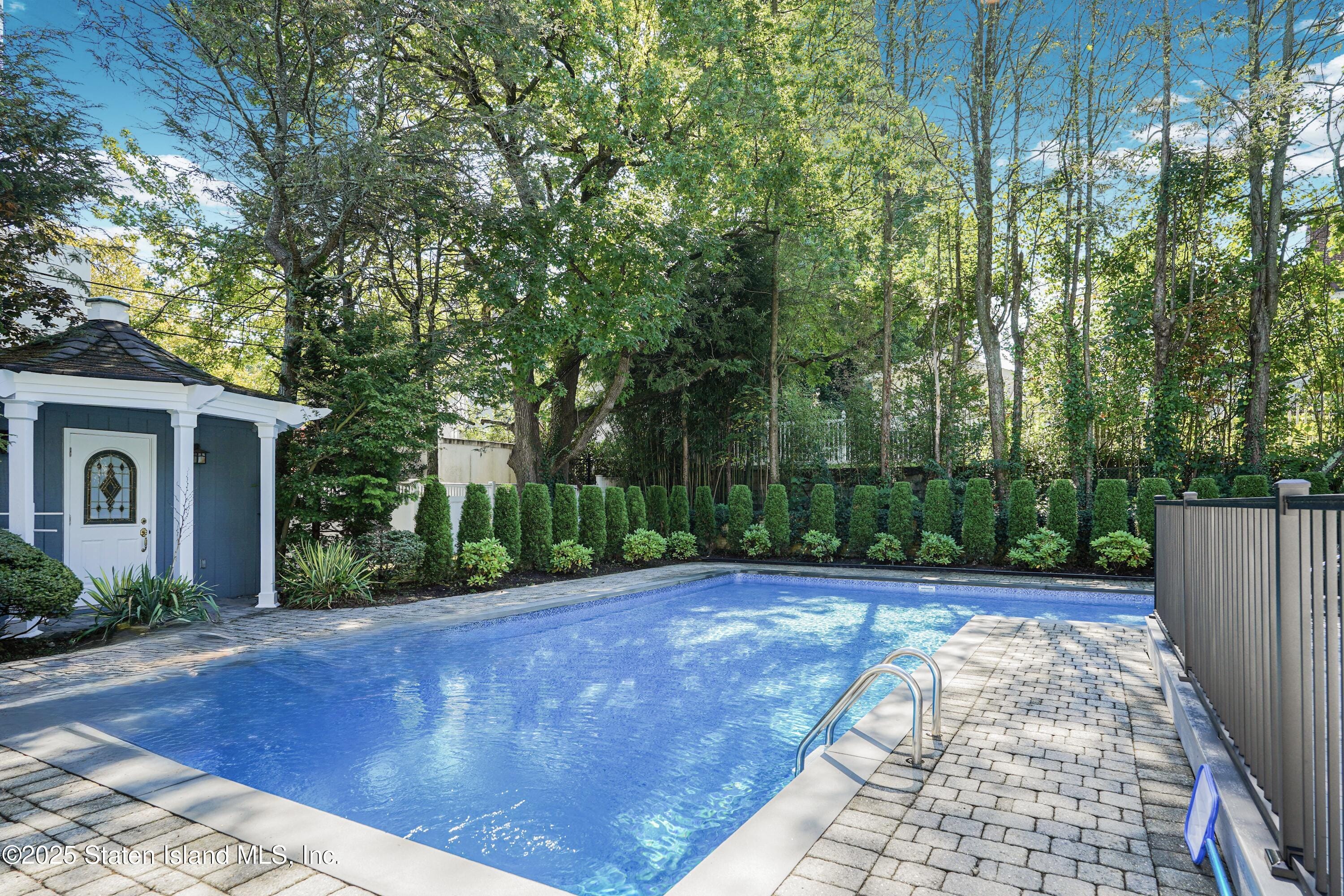 200 Ocean Terrace, Staten Island, NY, 10301 image 6